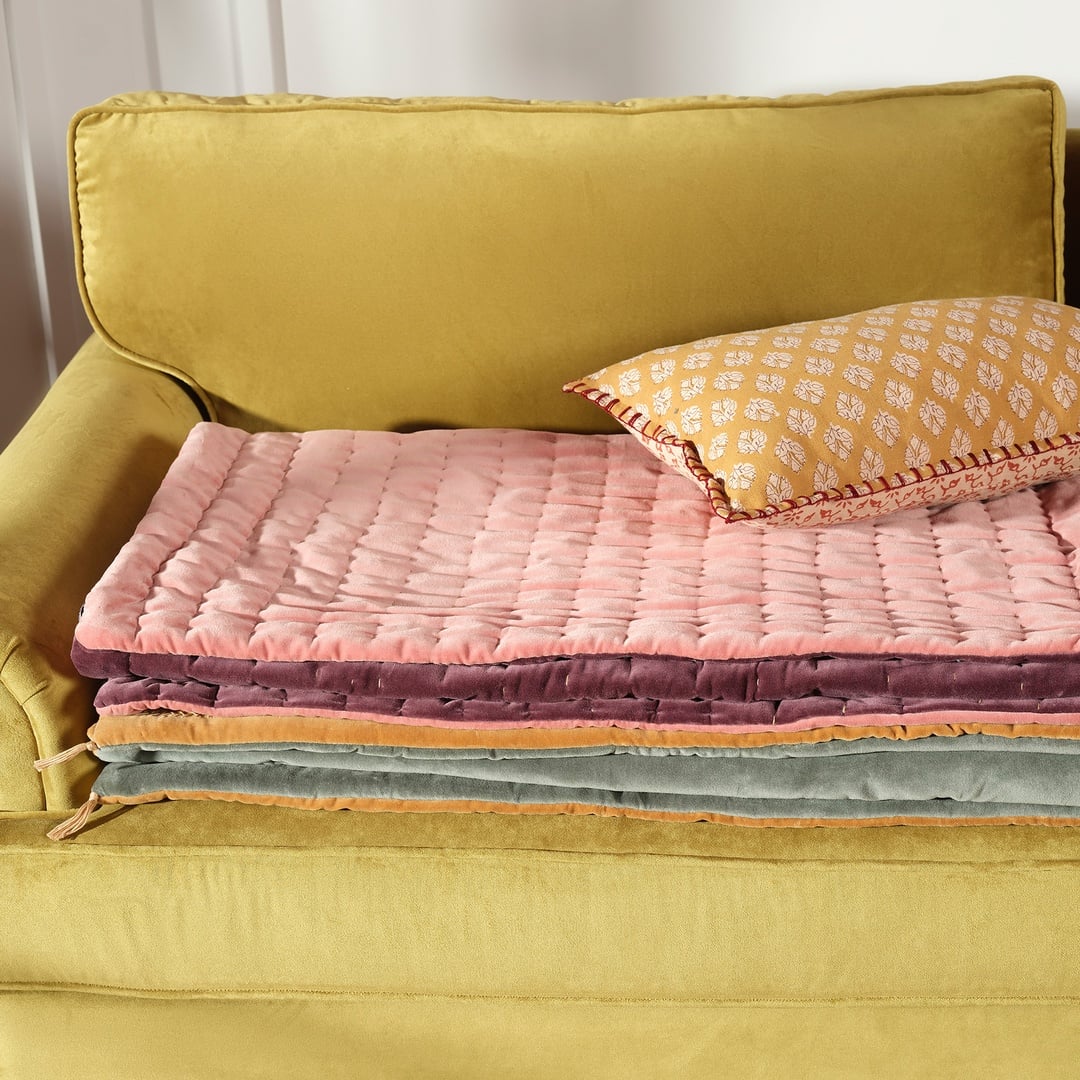 Okhla El İşi Kapitoneli Pamuk Kadife %100 Pamuk Kadife Koltuk Matı 85x185 Cm Vışne - Kıl