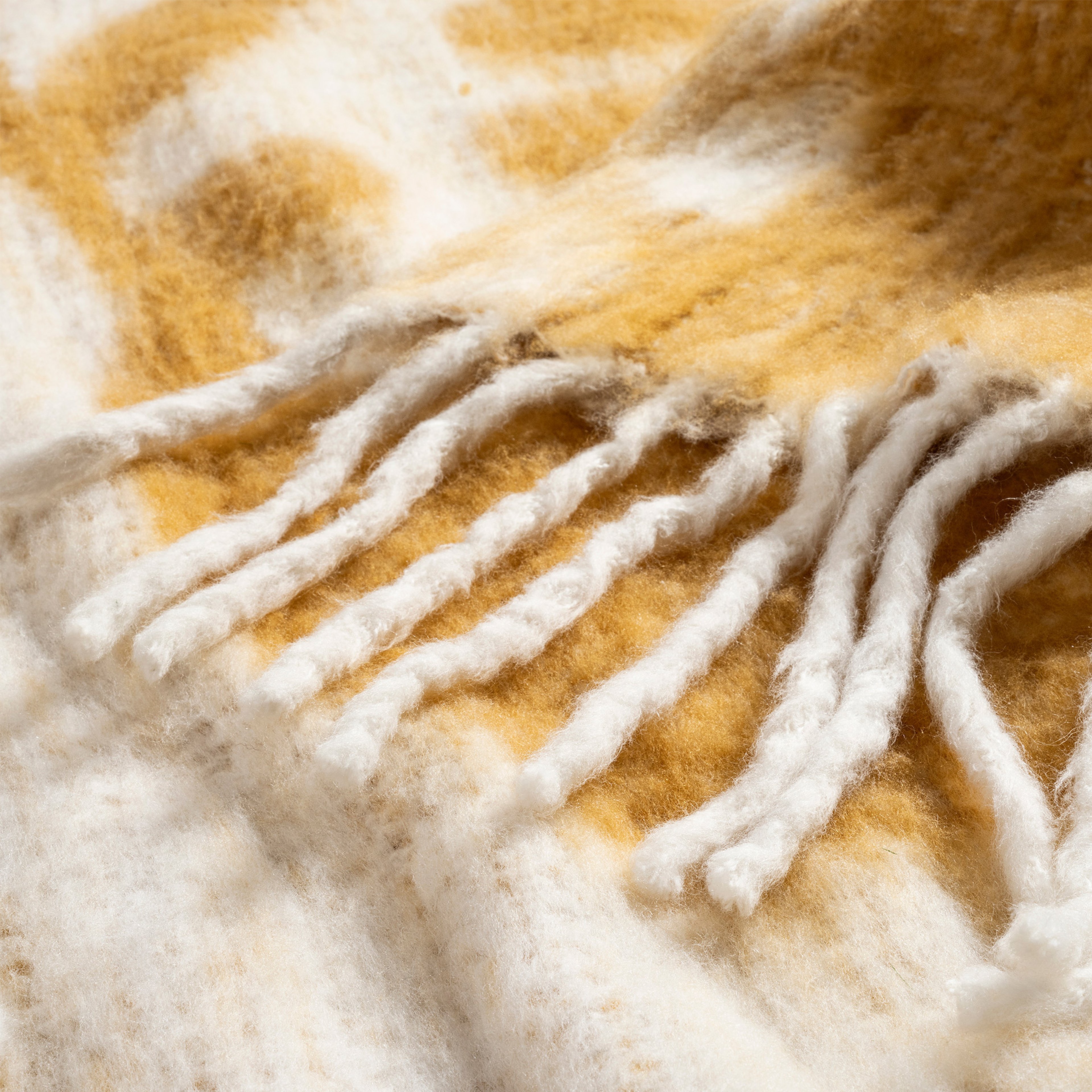 Ropar Saçaklı Jakarlı Akrilik Yün Akrilik Yün Koltuk Şalı 130x180 Cm Hardal Sarısı - Ekru