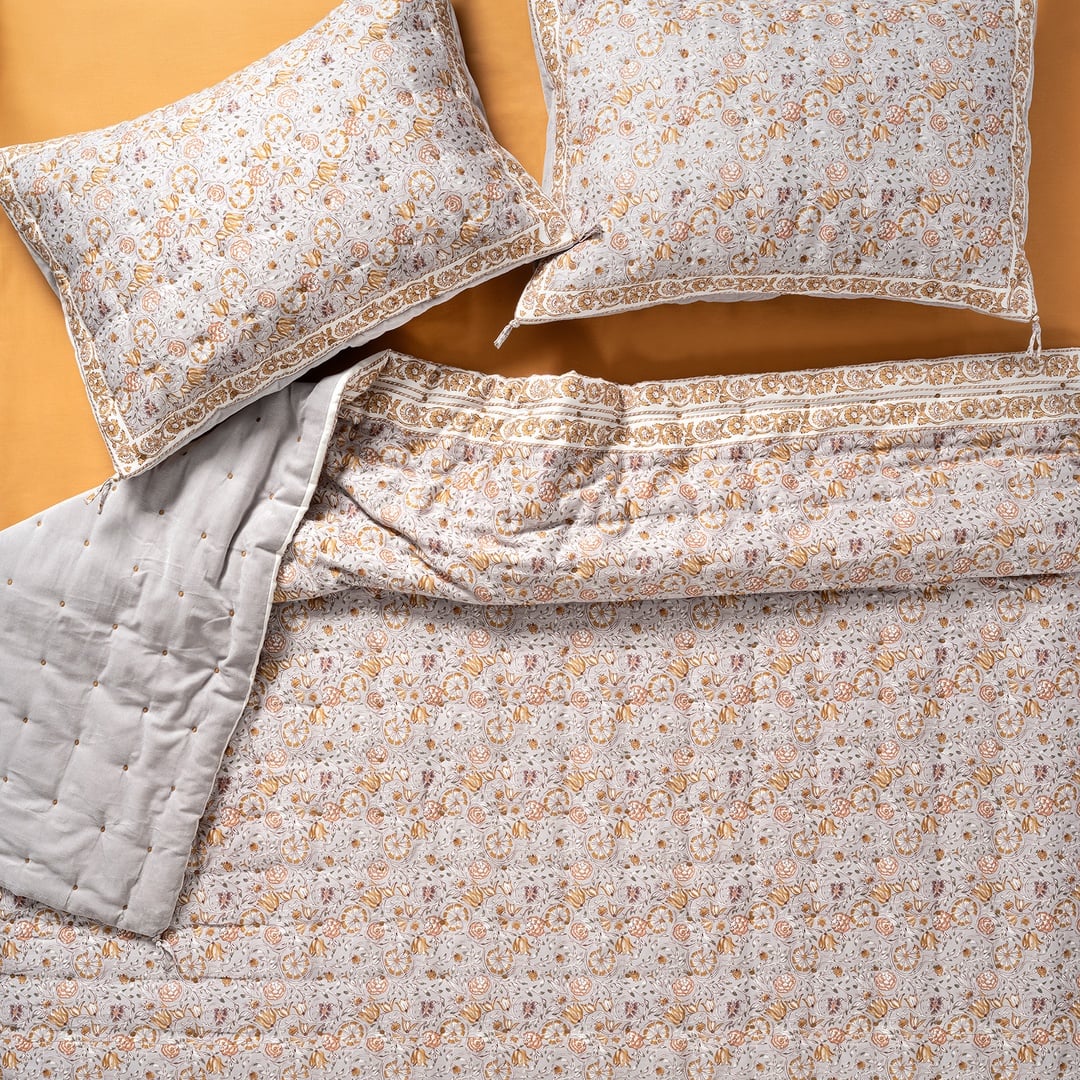 Okhla El İşi Baskılı Kapitoneli Pamuk Kadife Pamuk Kadife Yatak Örtüsü Seti 260x280 Cm Gri