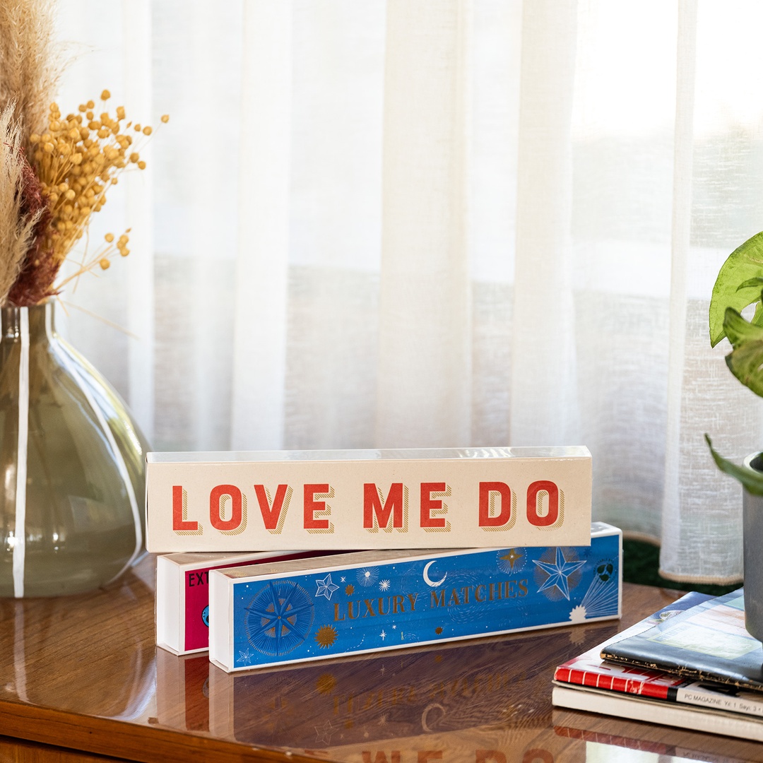 Love Me Do Ahşap Kibrit Hediyelik Eşya 29x6x3 Cm Renkli