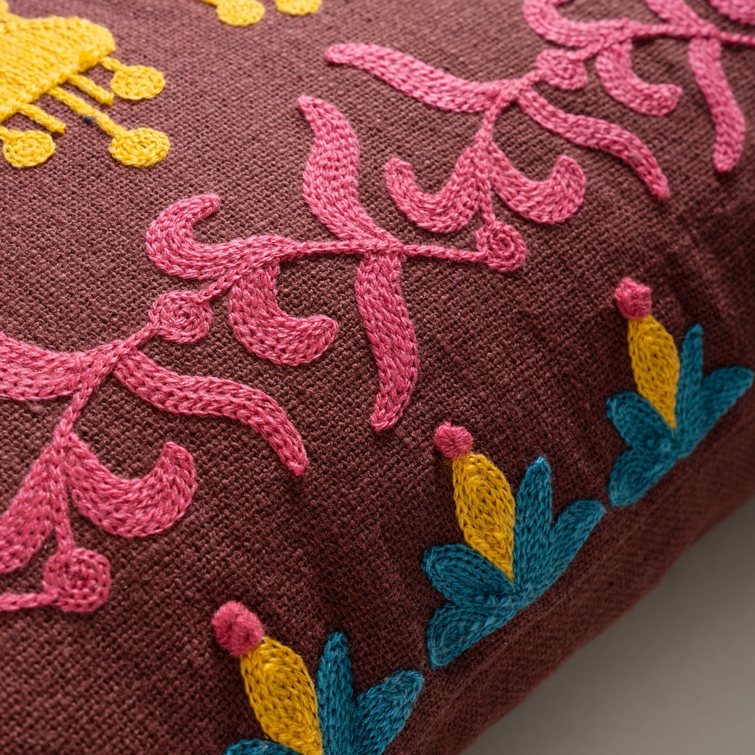 Ghunı Püsküllü Nakışlı Pamuk Pamuk Dolgulu Kırlent 30x55 Cm Bordo