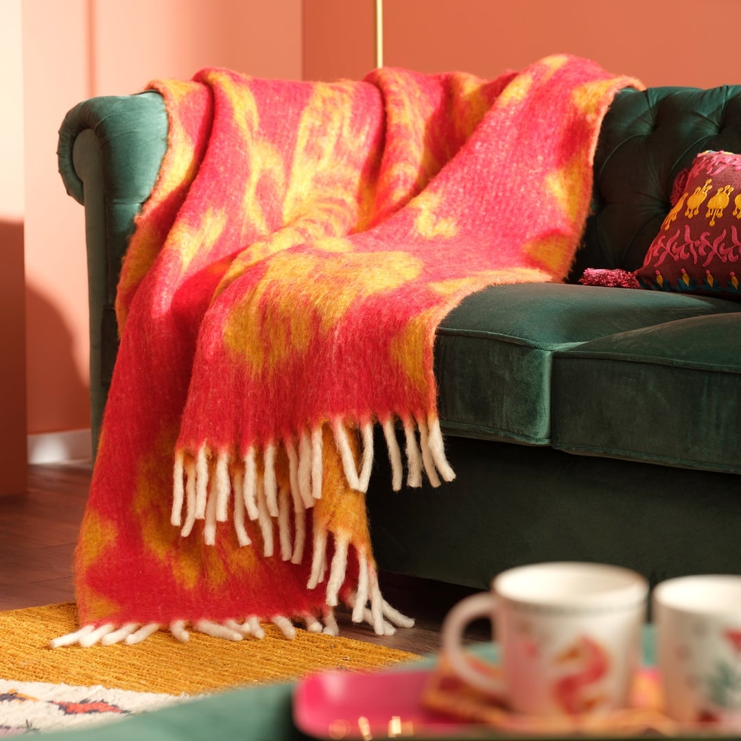 Ropar Saçaklı Jakarlı Akrilik Yün Akrilik Yün Koltuk Şalı 130x180 Cm Fuşya - Mango