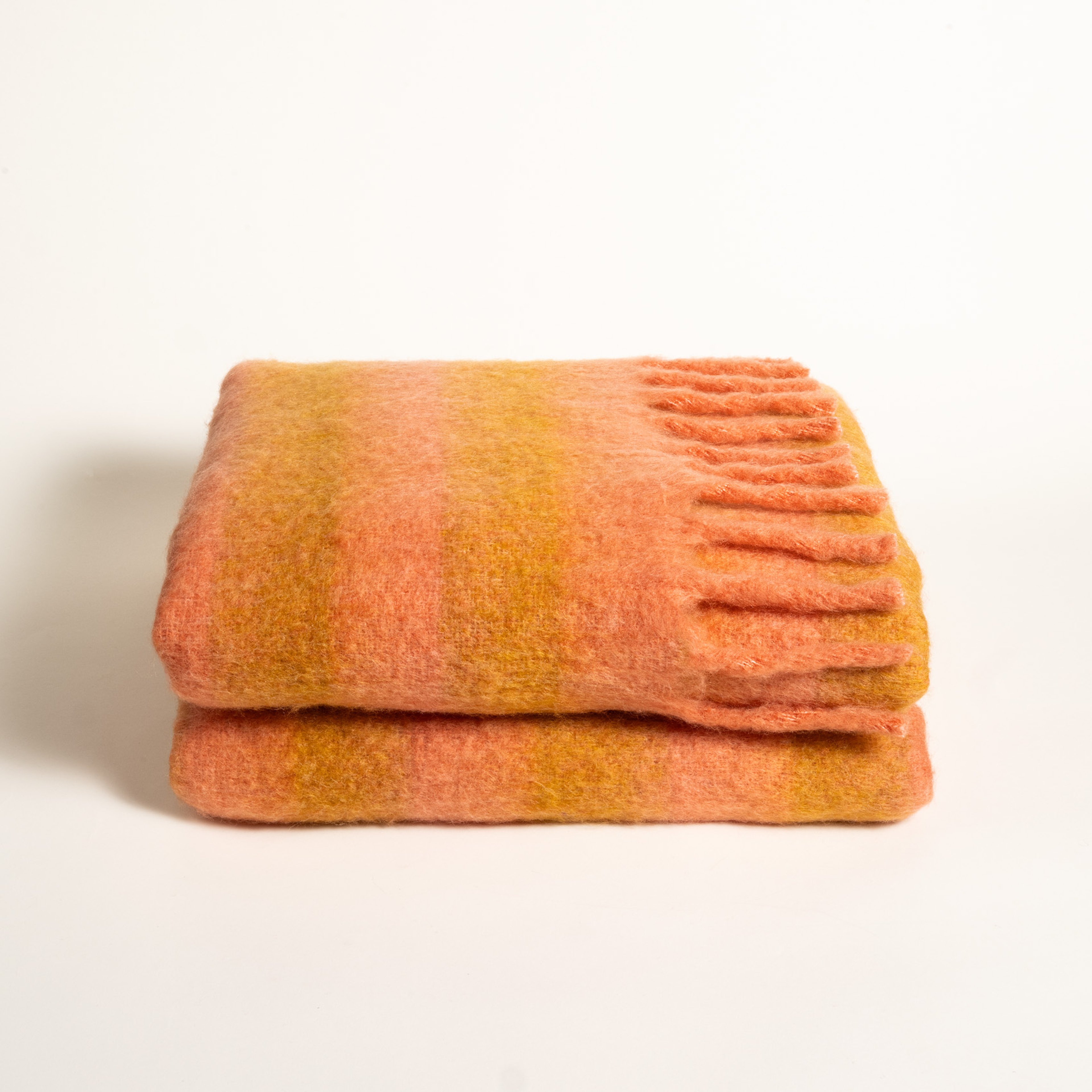 Ropar Saçaklı Çizgili Akrilik Yün Akrilik Yün Koltuk Şalı 140x180 Cm Mango - Pembe