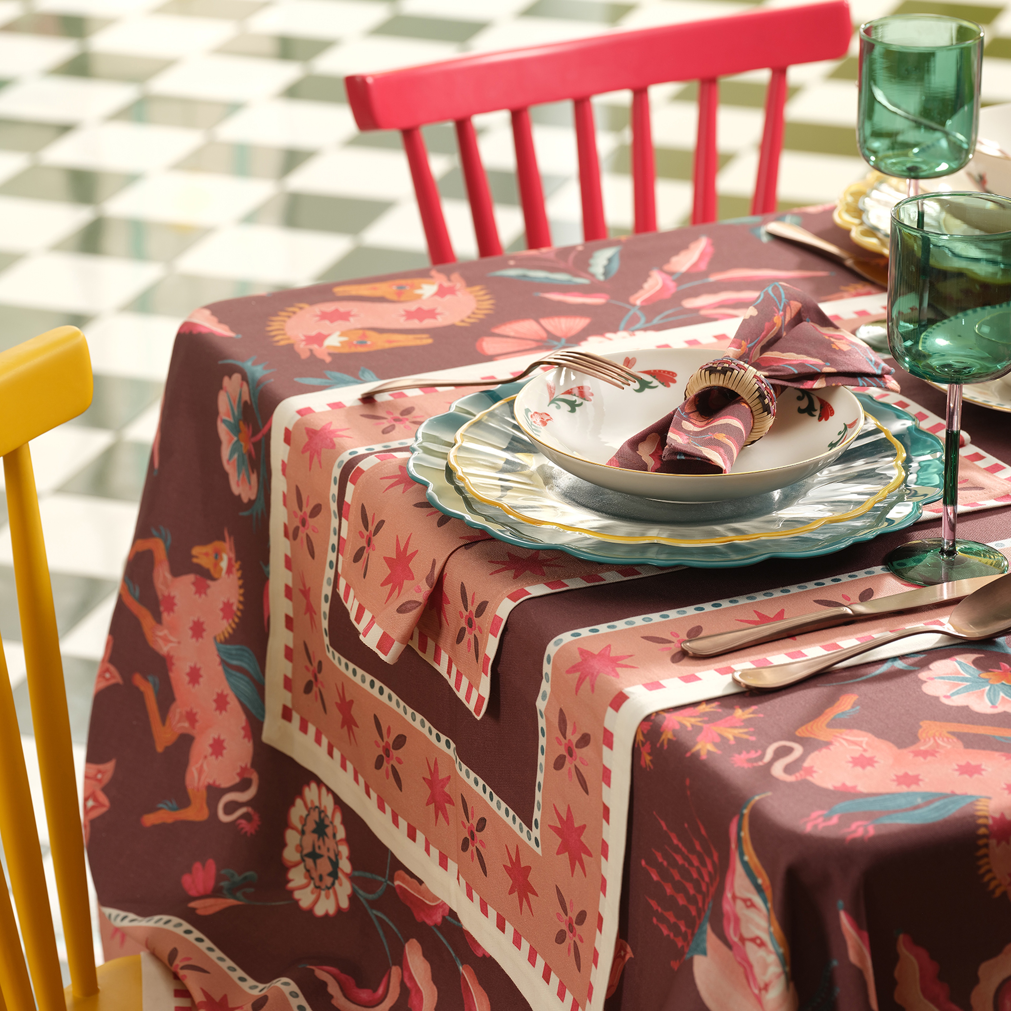 Nilüfer Overloklu Baskılı Pamuk %100 Pamuk Runner 50x180 Cm Bordo