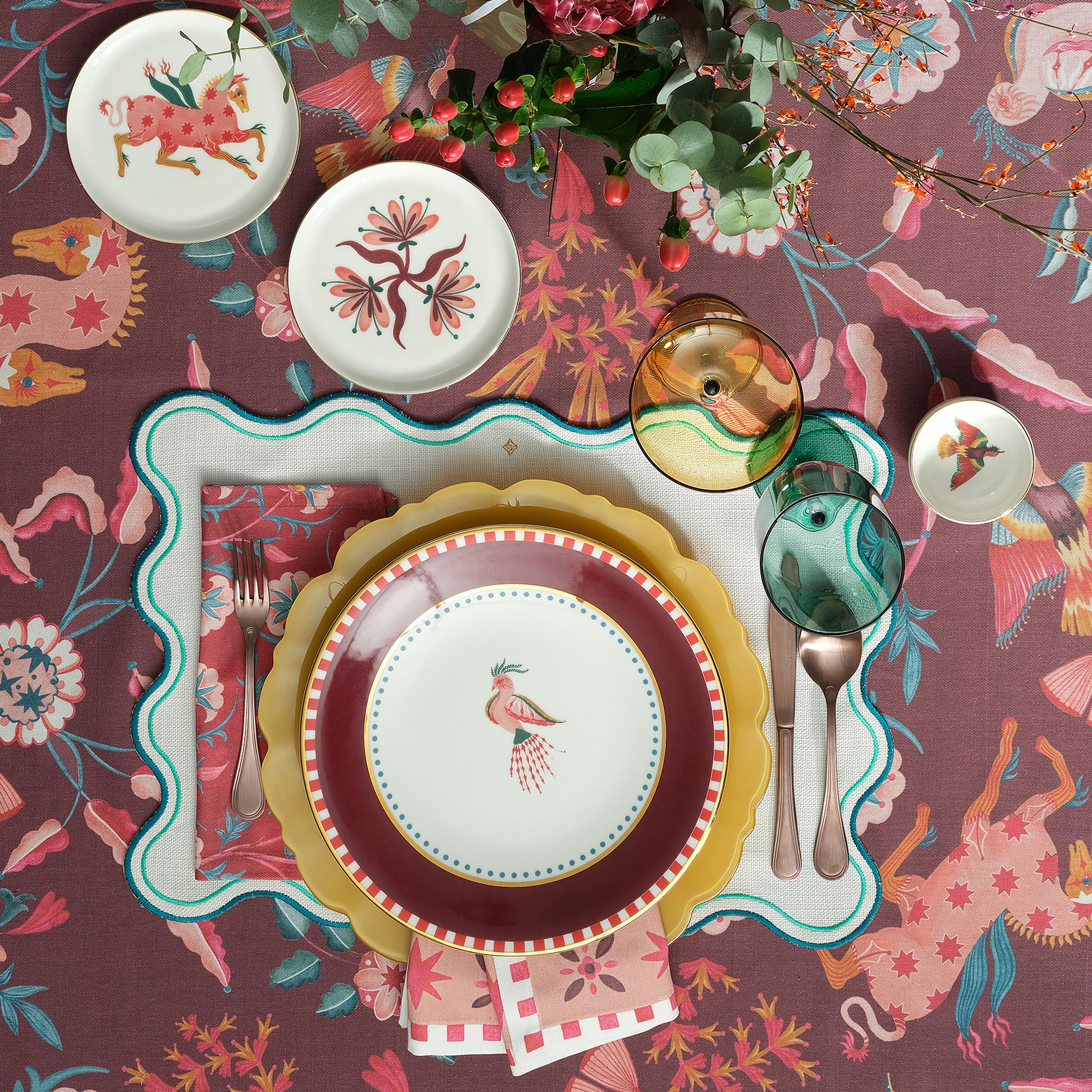 Gediz Porselen Yemek Tabağı 27 Cm Bordo