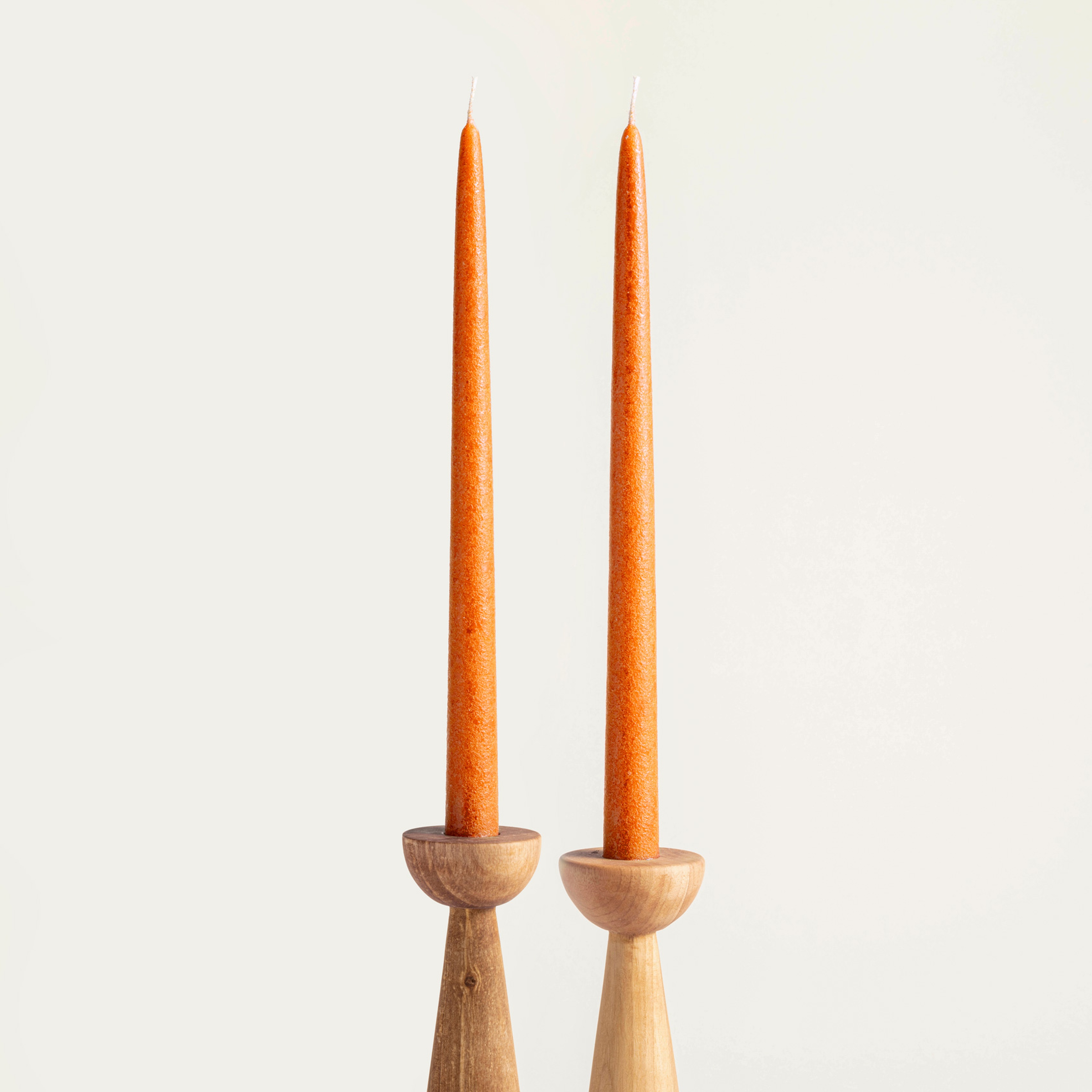 Deurne Parafın Mum 2.2x2.2x30 Cm Turuncu