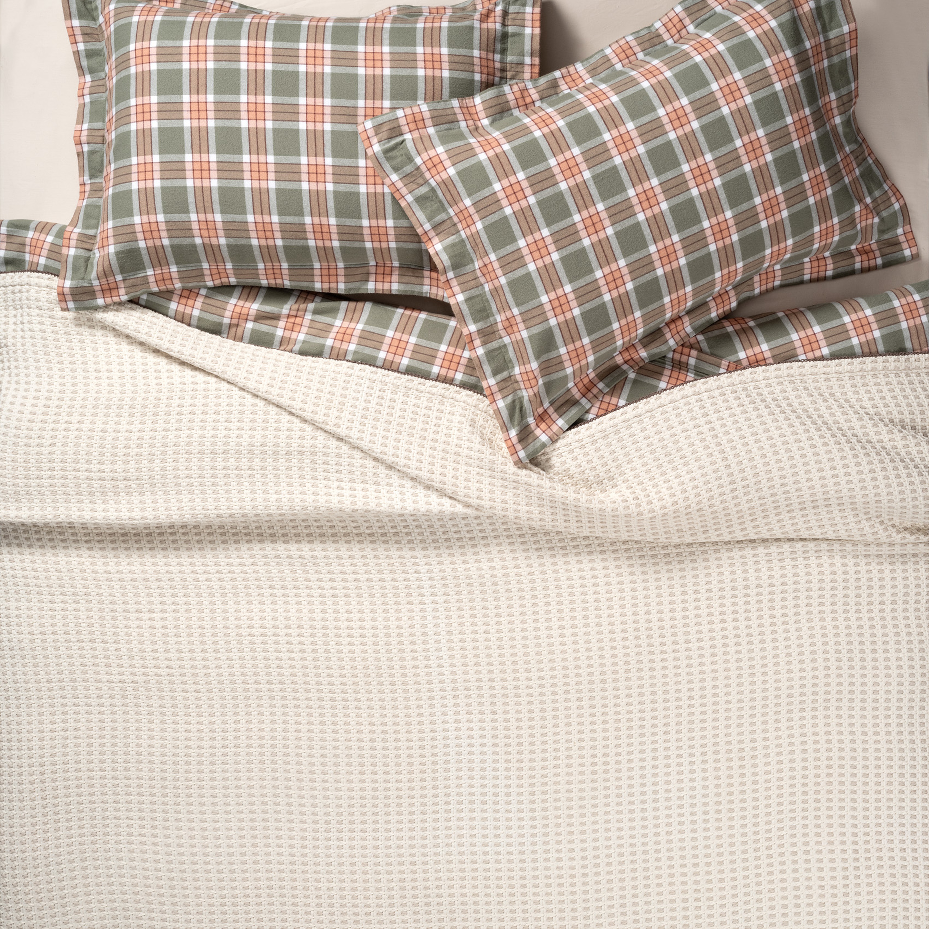 Costa Kenar İşlemeli İplik Boyalı Çift Kişilik Pamuk %100 Pamuk Pike 200x220 Cm Natural