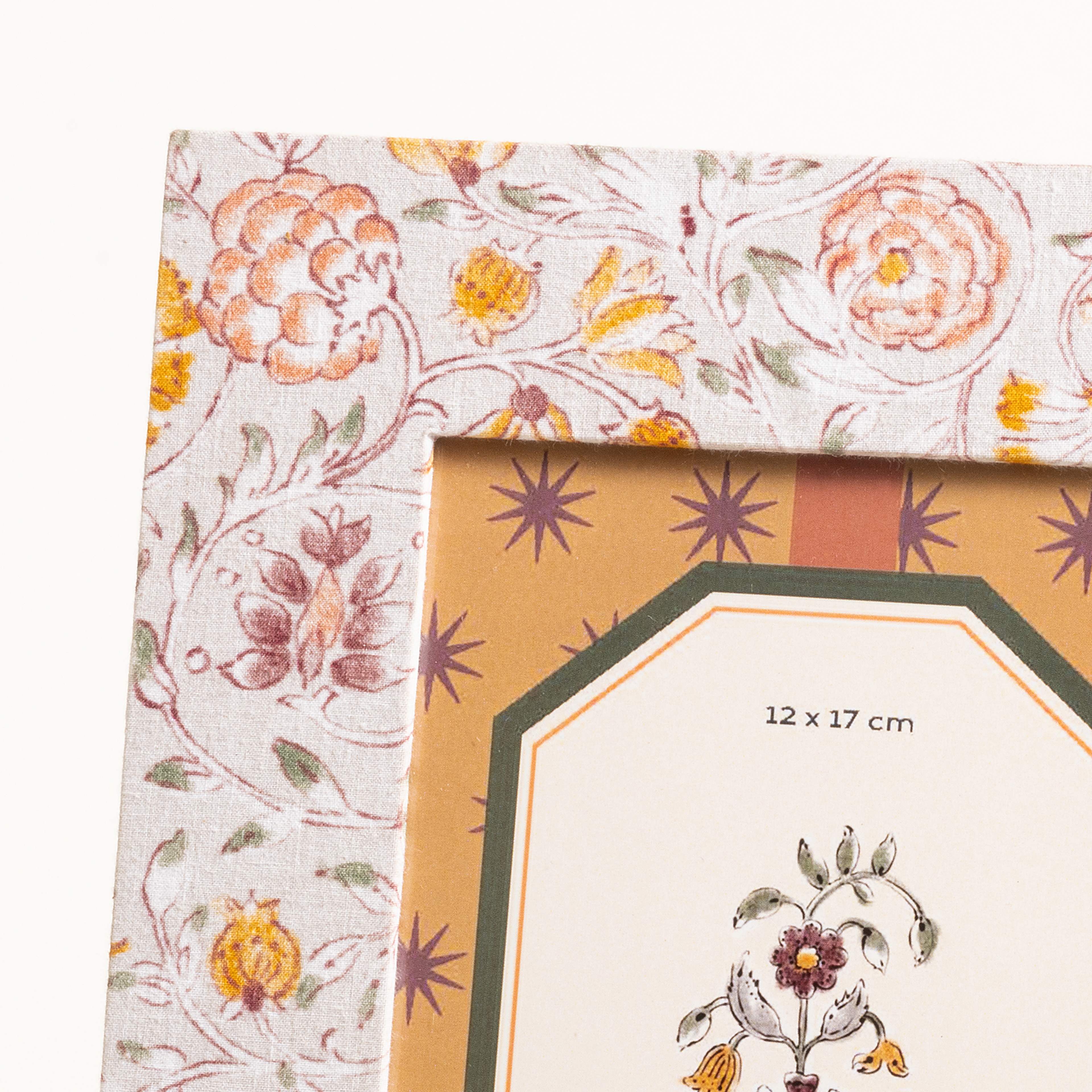 Noıda Baskılı Yapay Süet - Mdf - Cam - Kumaş: %100 Pamuk Çerçeve 18.40x23.50 Cm Gri