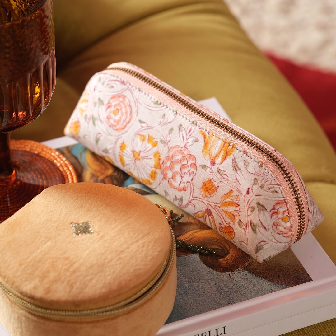 Noıda Baskılı Pamuk Kalemlik 21.00x6.10 Cm Gri