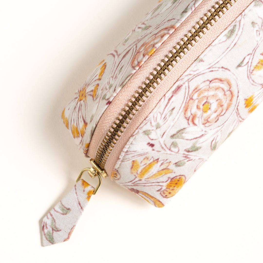 Noıda Baskılı Pamuk Kalemlik 21.00x6.10 Cm Gri