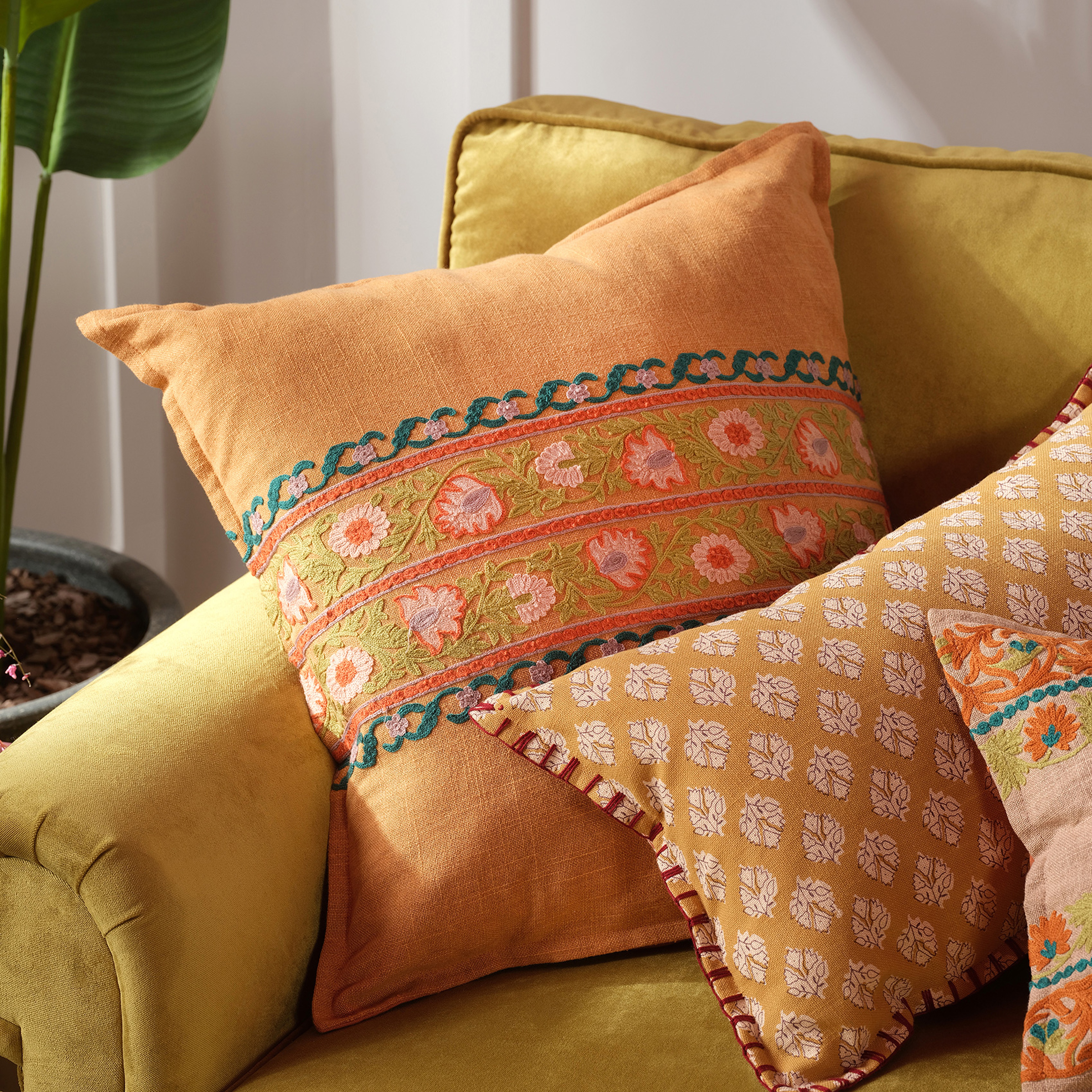 Bundı El Baskısı Pamuk Pamuk Dolgulu Kırlent 50x50 Cm Turuncu