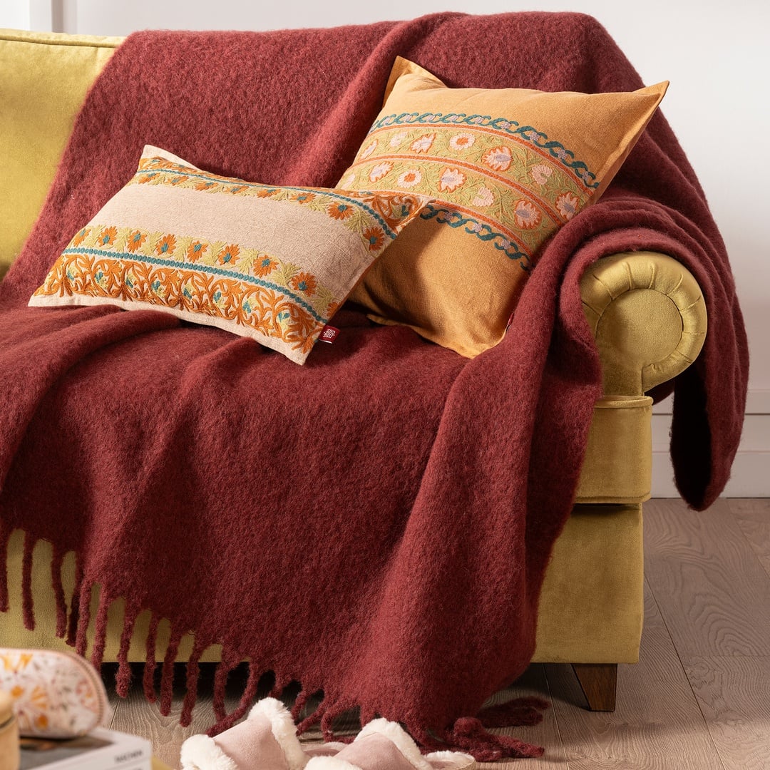 Ropar Saçaklı Akrilik Yün Akrilik Yün Koltuk Şalı 140x180 Cm Vışne