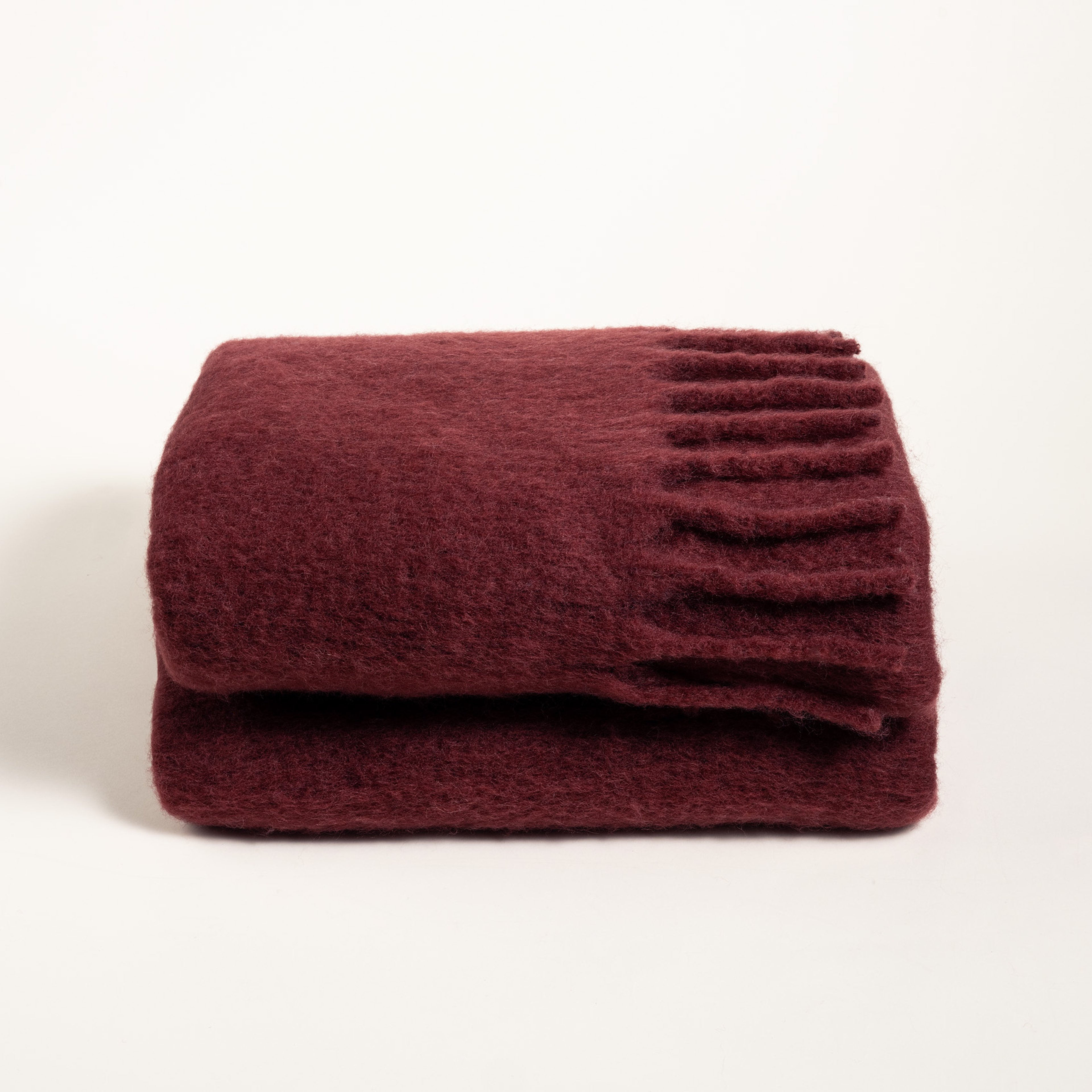 Ropar Saçaklı Akrilik Yün Akrilik Yün Koltuk Şalı 140x180 Cm Vışne