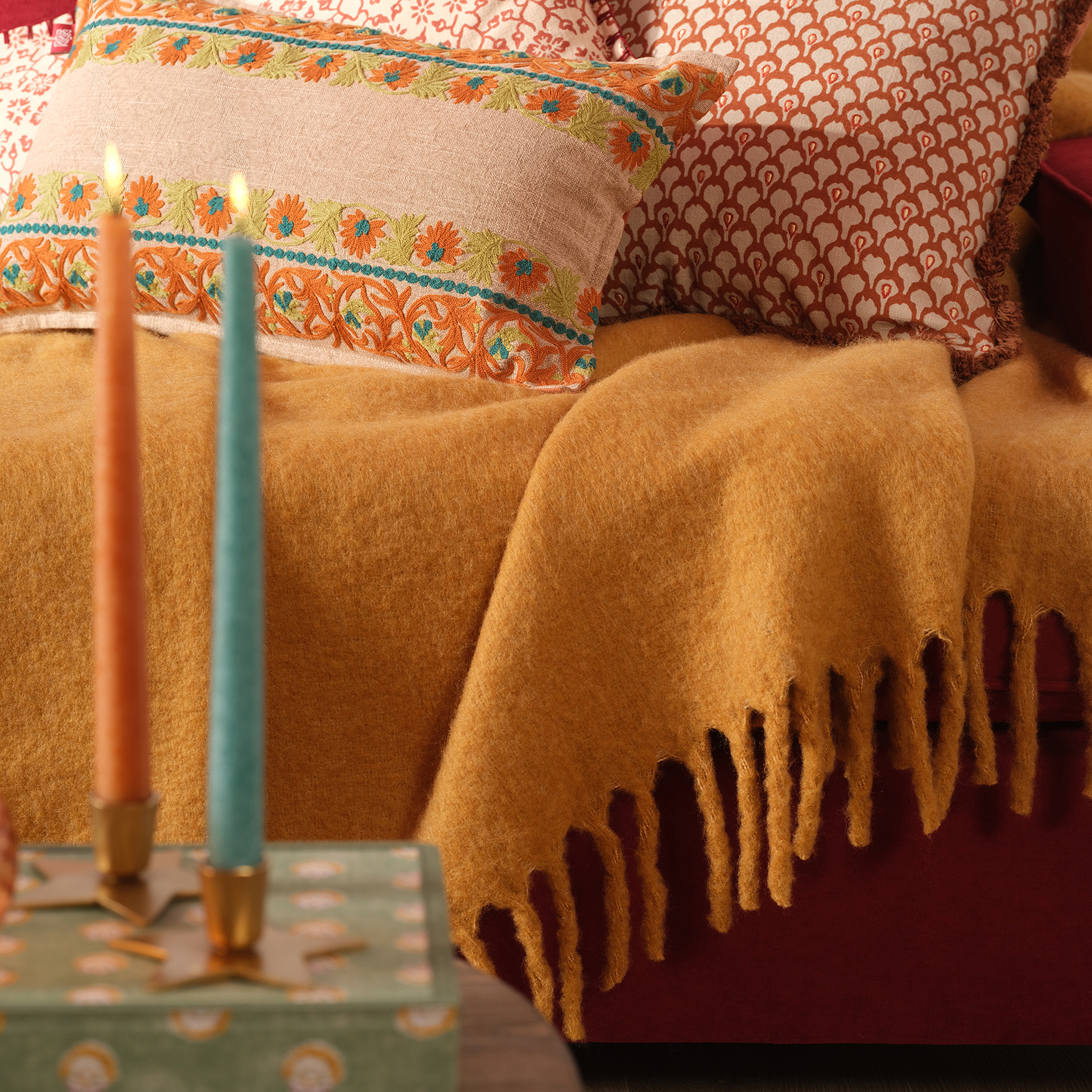 Ropar Saçaklı Akrilik Yün Akrilik Yün Koltuk Şalı 140x180 Cm Hardal Sarısı