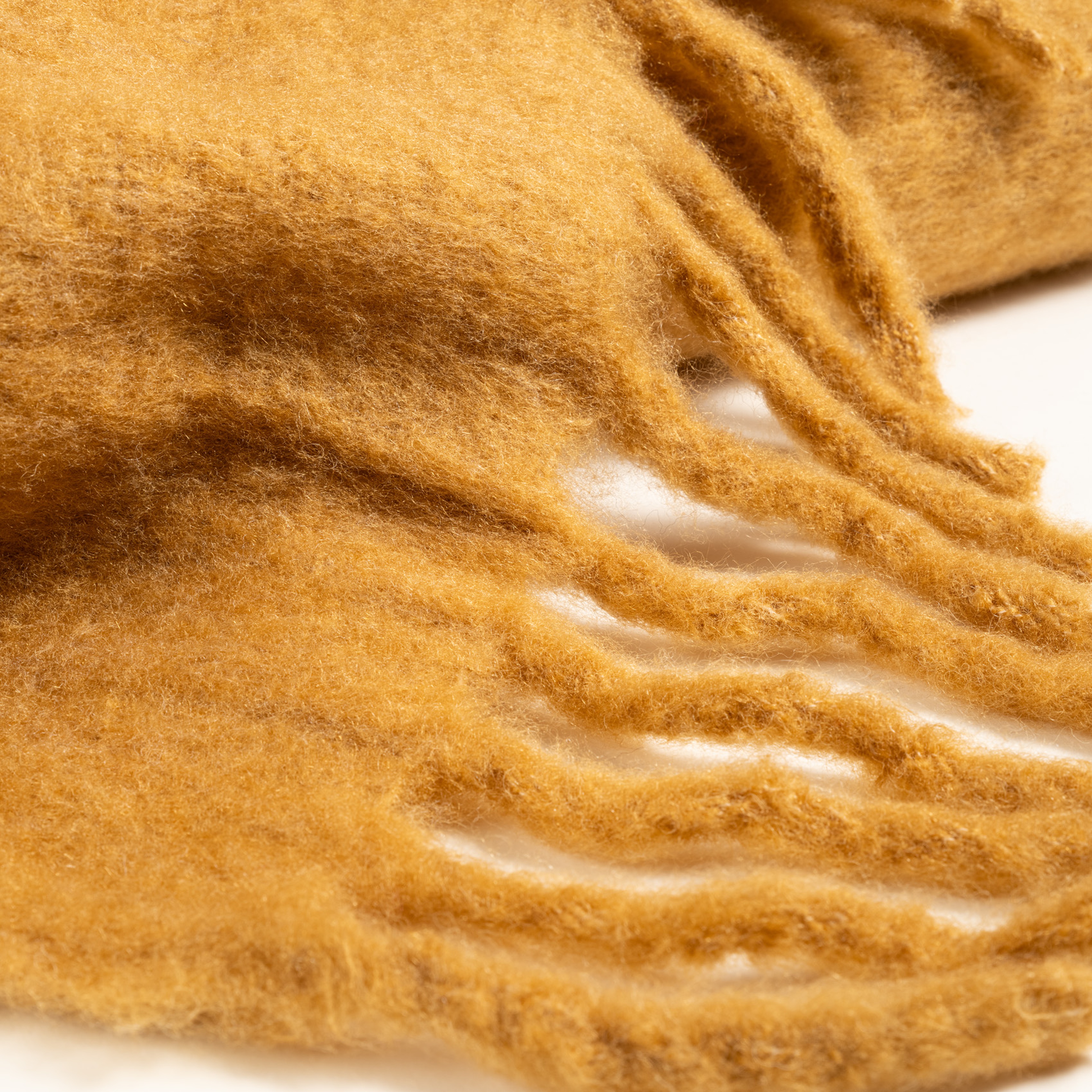 Ropar Saçaklı Akrilik Yün Akrilik Yün Koltuk Şalı 140x180 Cm Hardal Sarısı