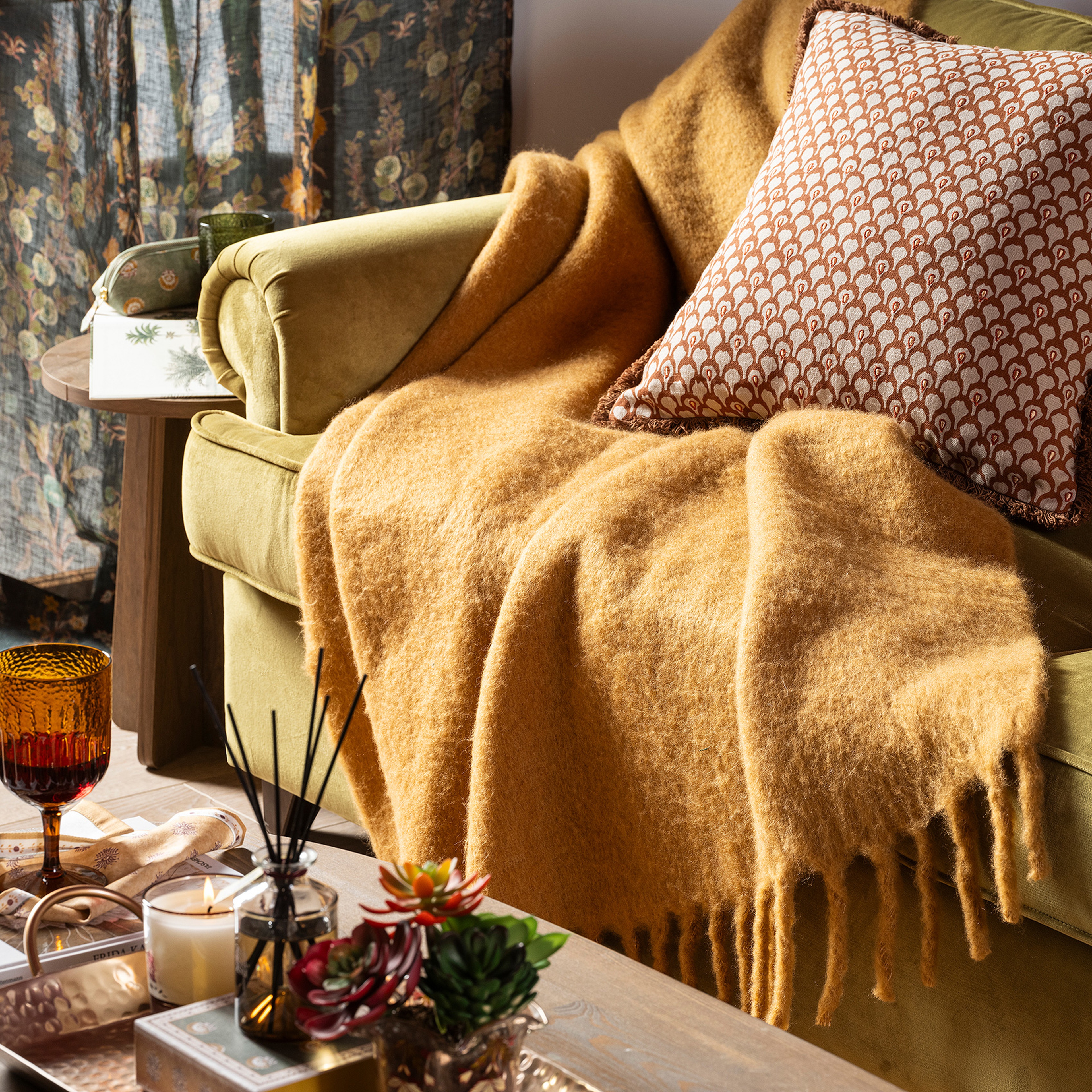 Ropar Saçaklı Akrilik Yün Akrilik Yün Koltuk Şalı 140x180 Cm Hardal Sarısı