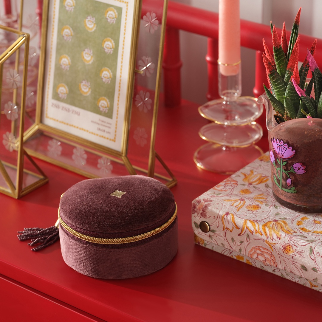 Delhı Nakışlı Küçük Boy Pamuk Pamuk Dekoratif Kutu 11x5 Cm Vışne