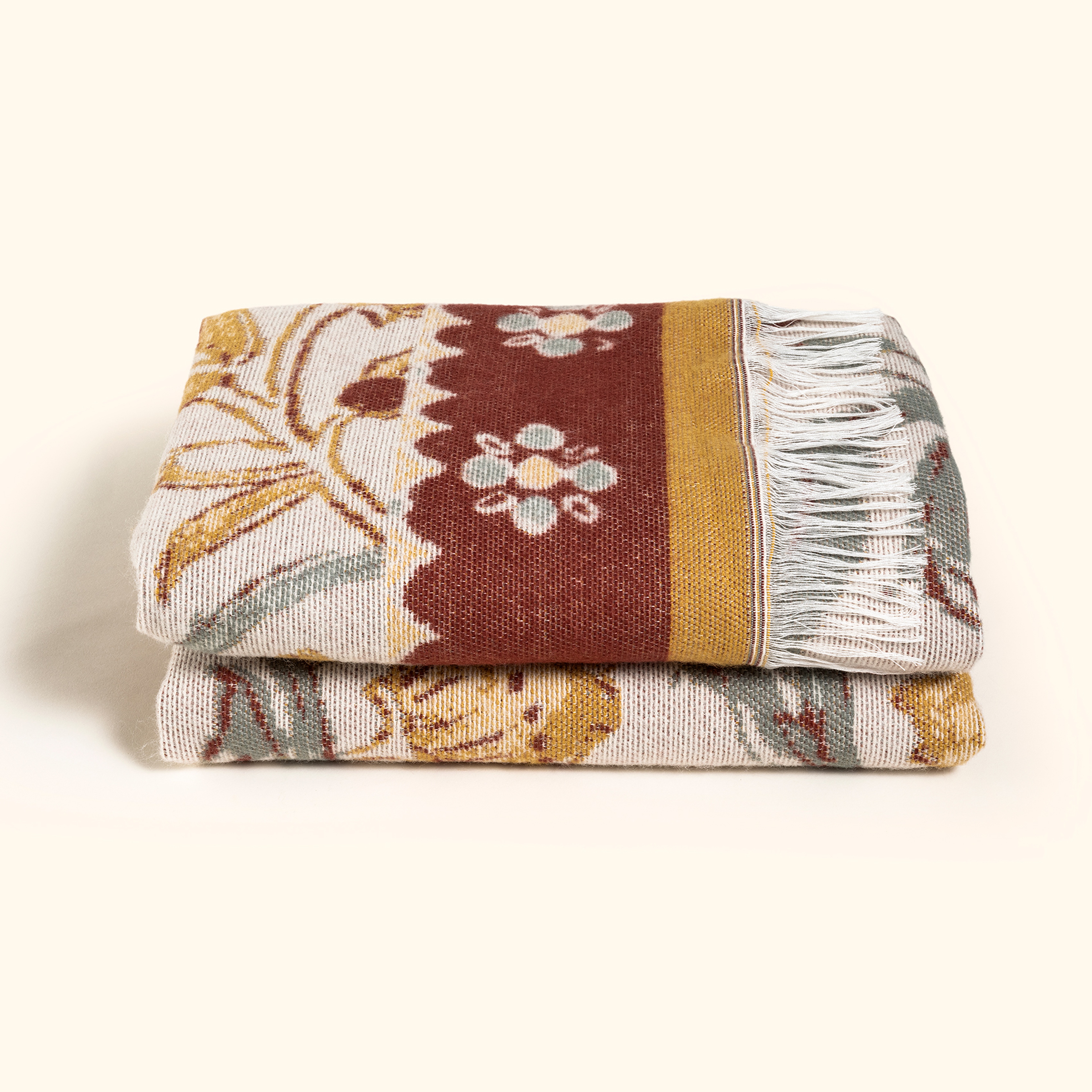 Nilüfer Saçaklı Akrilik Akrilik Koltuk Şalı 140x180 Cm Renkli