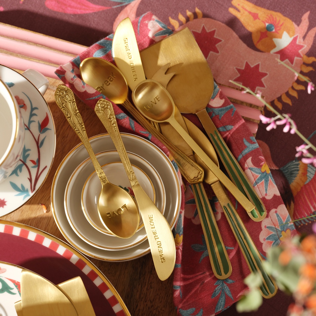 Lotus Pirinç Dekoratif Obje 14 Cm Mat Altın