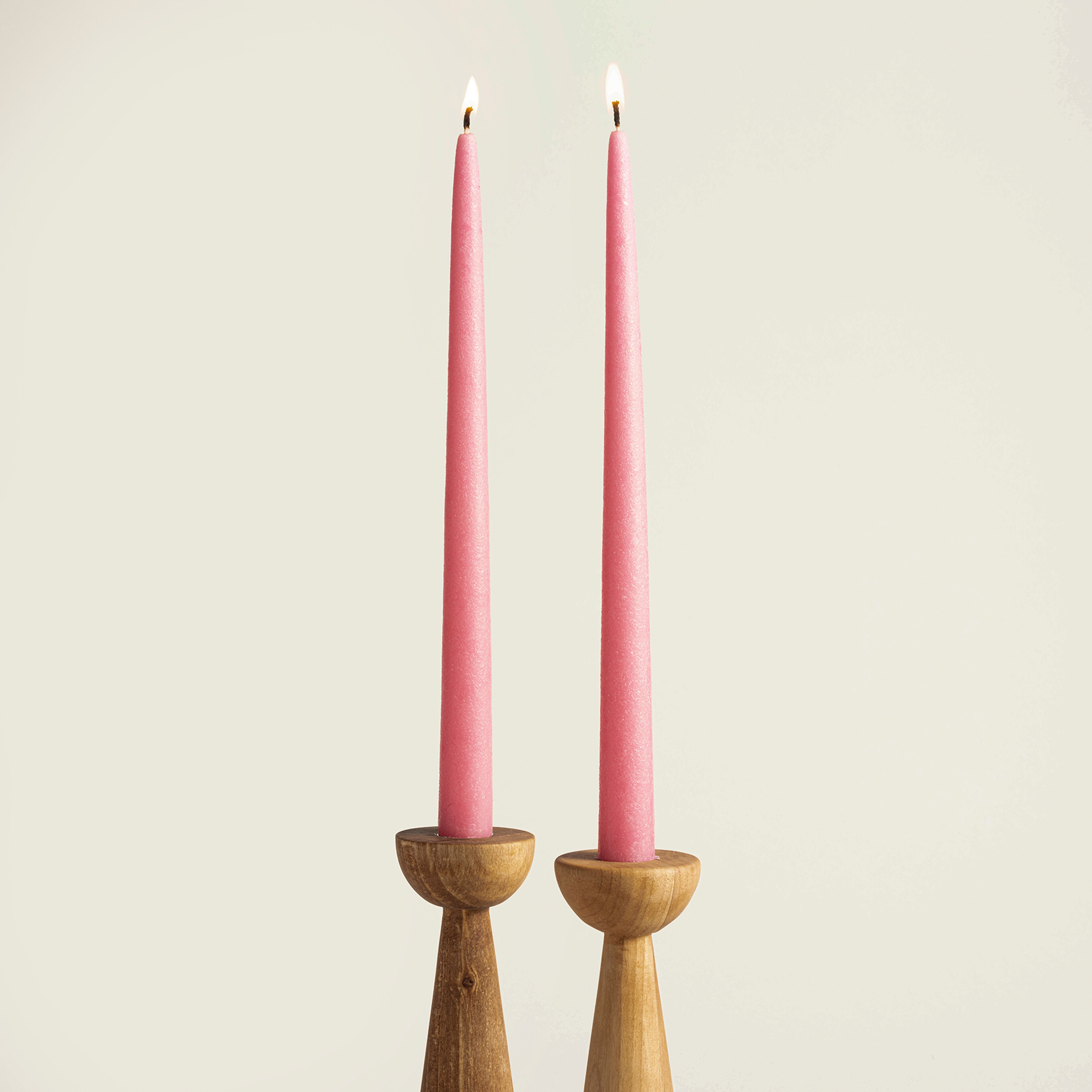 Deurne Parafın Mum 2.2x2.2x30 Cm Pembe