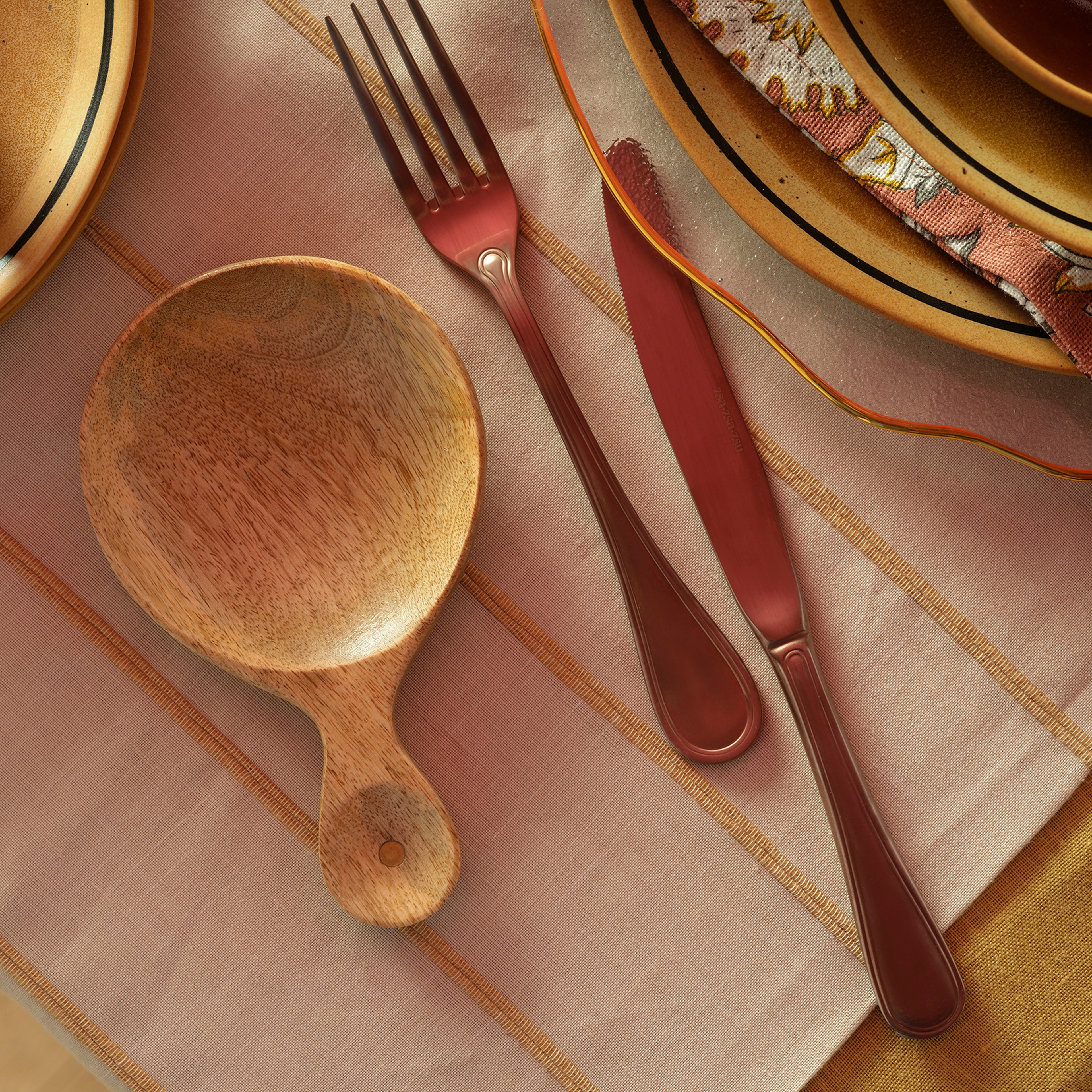 Dume Çelik Yemek Bıçağı 2x23x0.3 Cm Mat Çikolata