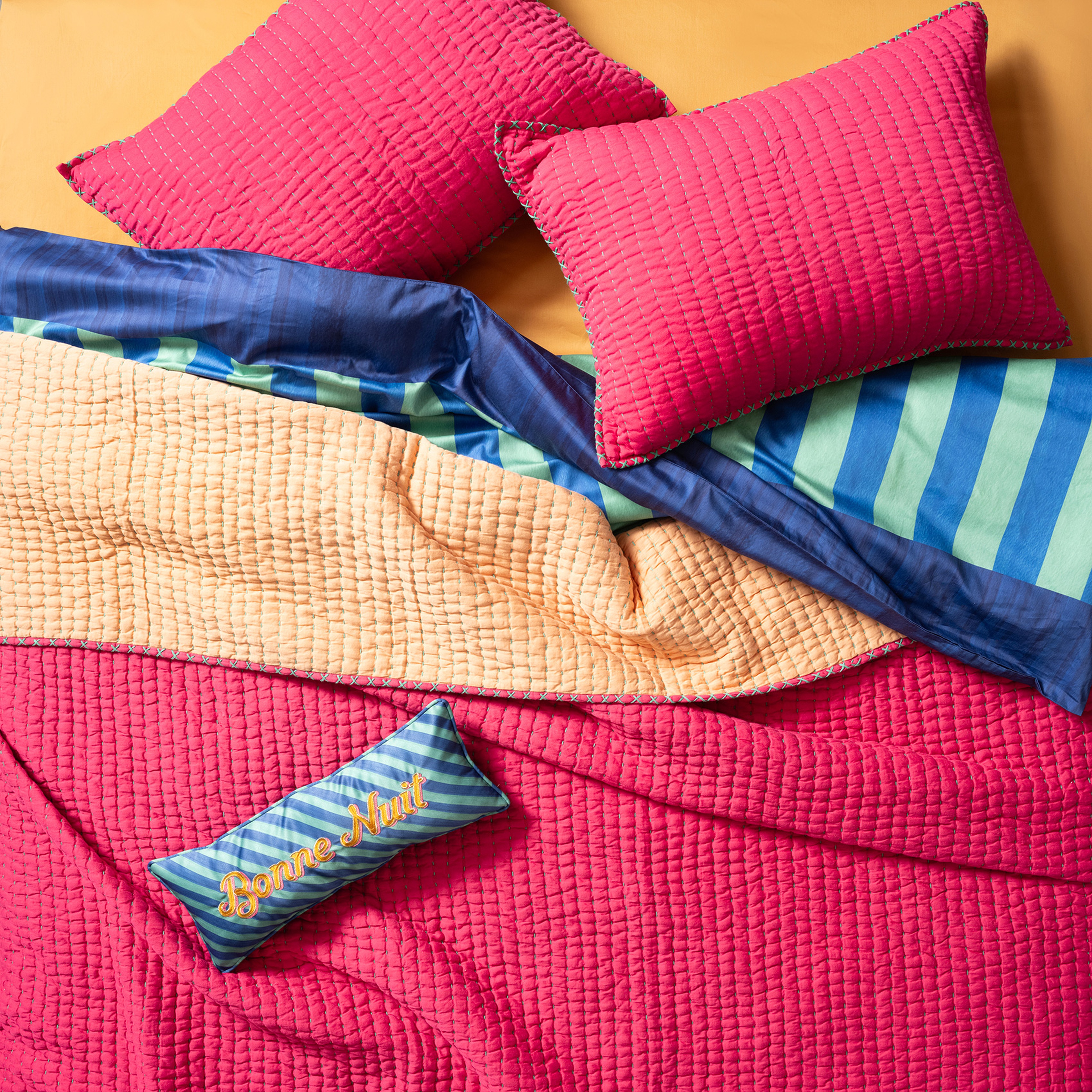 Okhla El İşi Kıng Sıze Pamuk Saten Pamuk Saten Yatak Örtüsü Seti 260x280 Cm Fuşya-somon