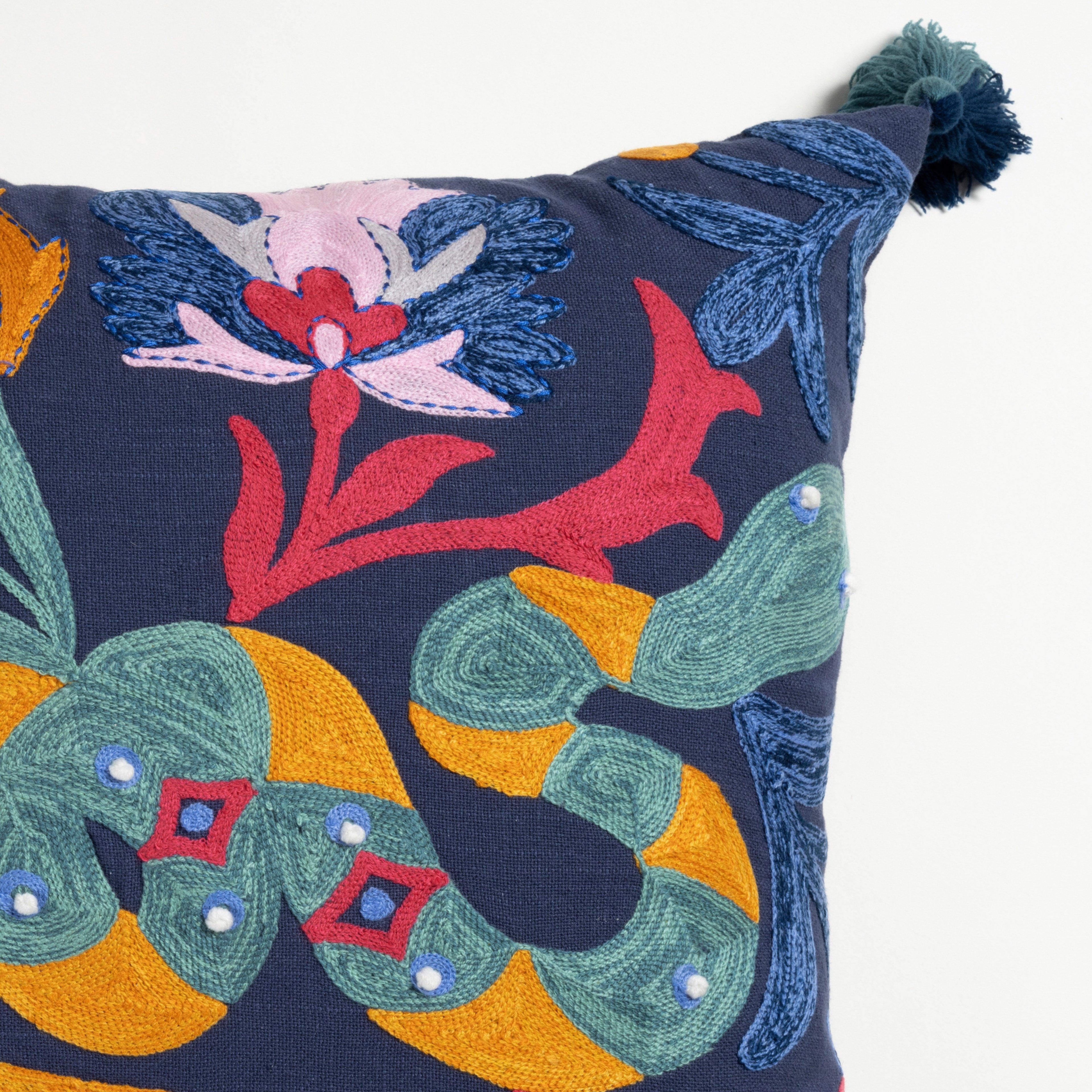 Ghunı Nakışlı Pamuk Pamuklu Dolgulu Kırlent 50x50 Cm Mavi