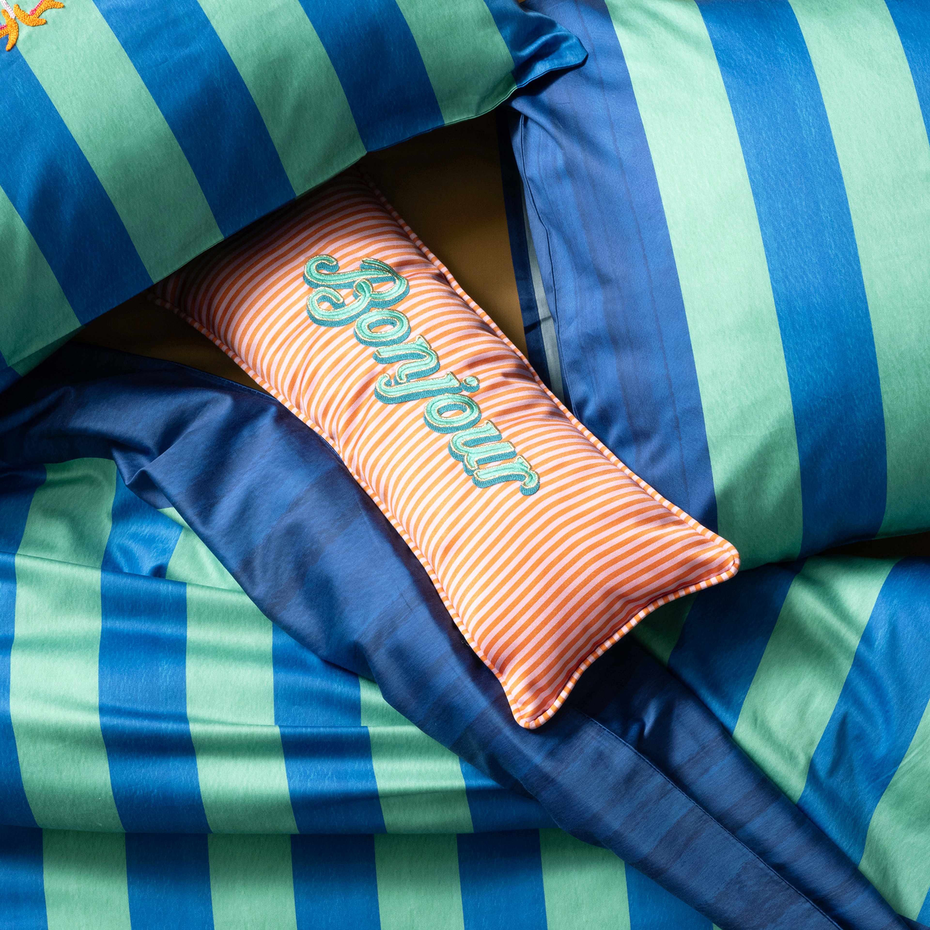 Prusa Dijital Baskılı Nakışlı Polyester Dolgulu Kırlent 20x50 Cm Turuncu-pembe