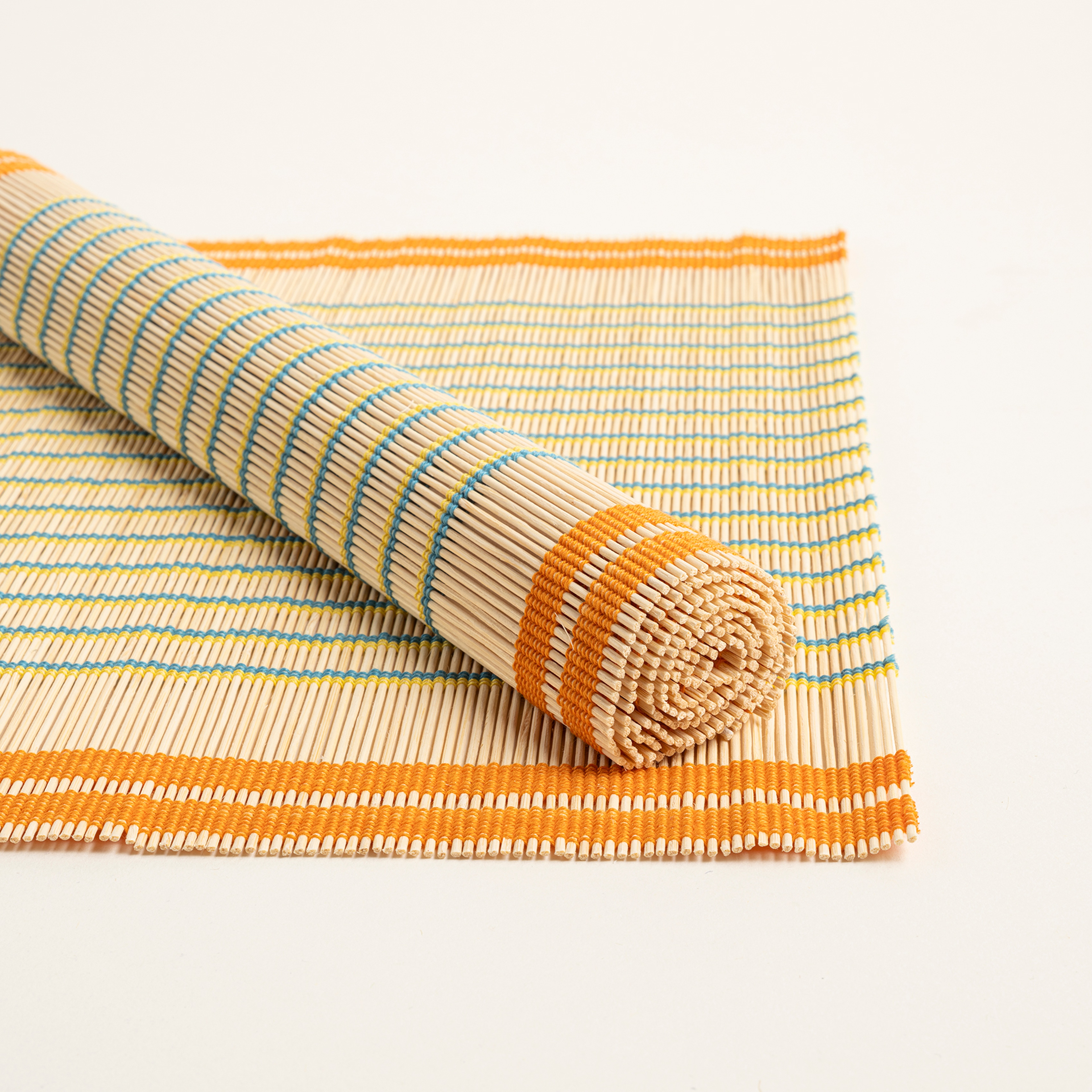 Tam Dao Bambu Amerikan Servis 45x33 Cm Renkli