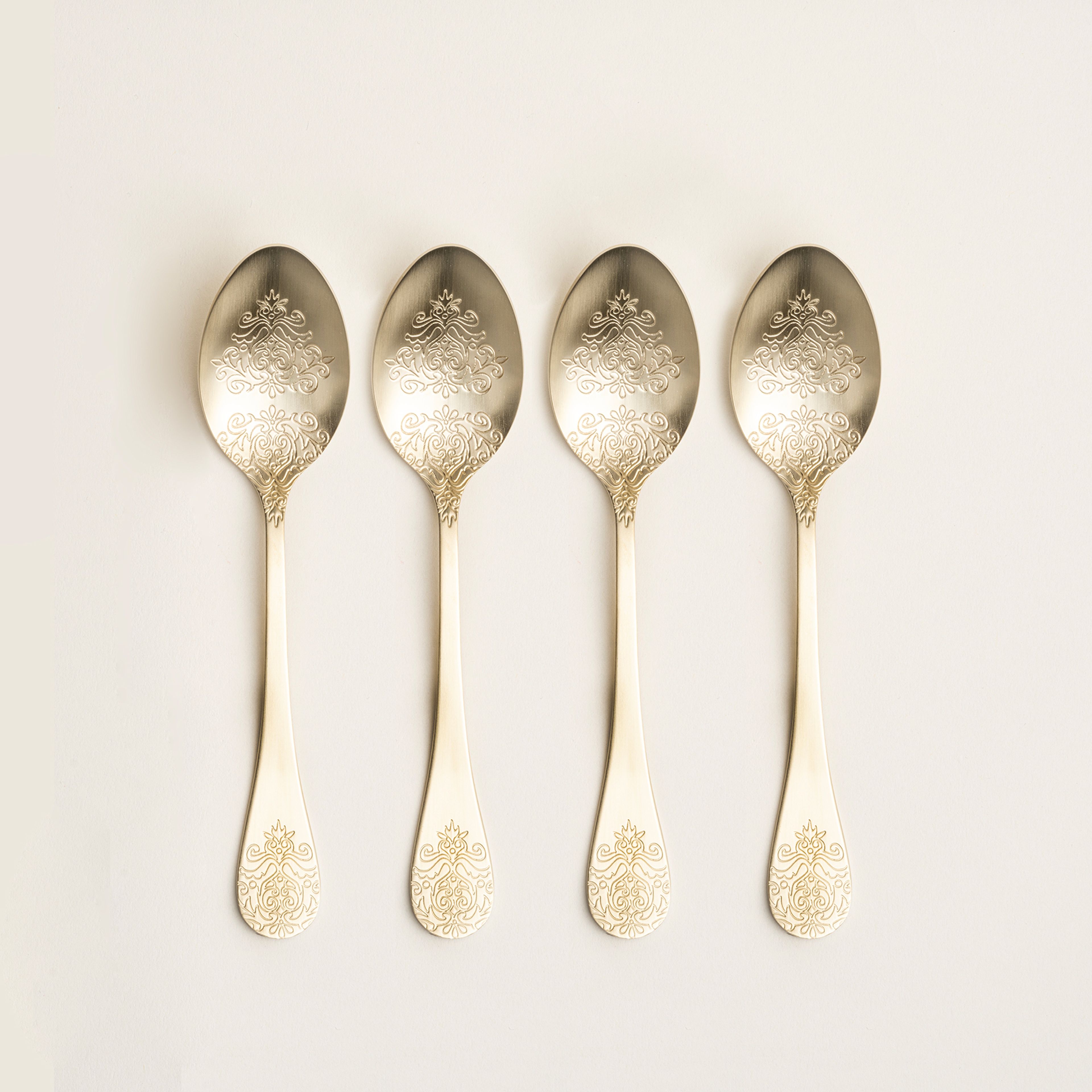 Dume Çelik Tatlı Kaşığı 4x20x0.2 Cm Mat Şampanya