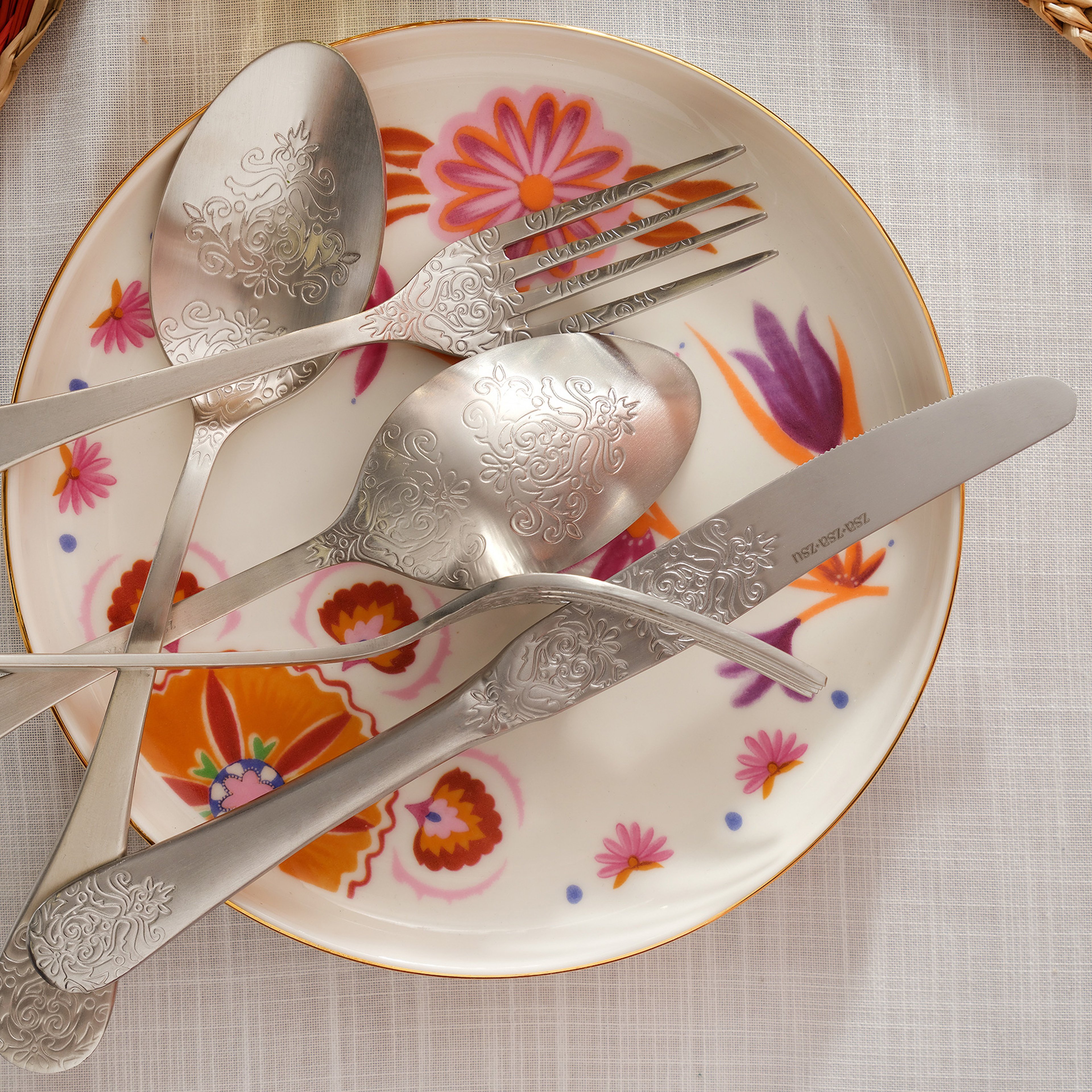 Dume Çelik Yemek Çatalı 3x23x0.3 Cm Mat Gümüş