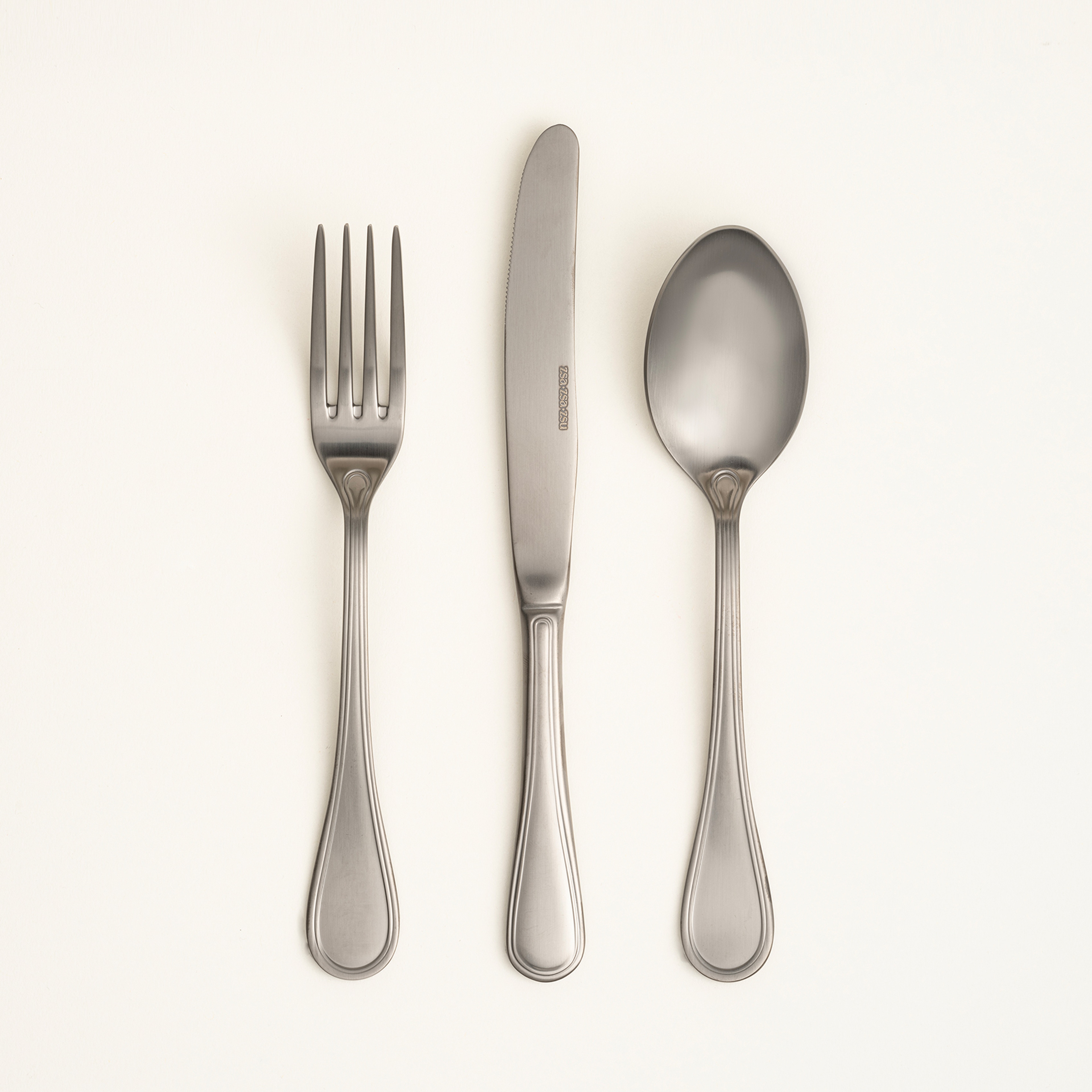 Dume Çelik Yemek Kaşığı 4x23x0.3 Cm Mat Antrasıt