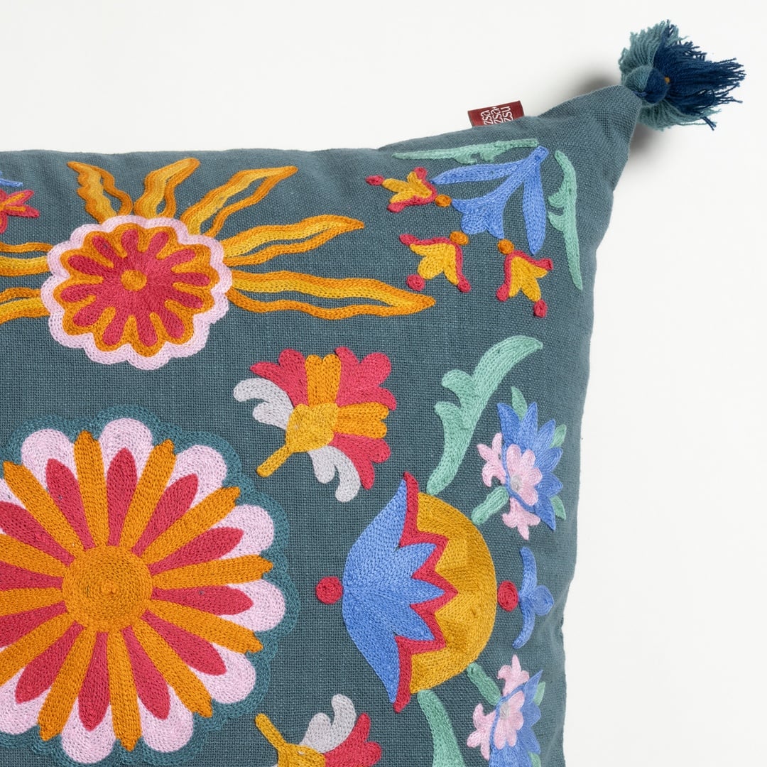 Ghunı Nakışlı Pamuk Pamuklu Kırlent 50x50 Cm Yeşil