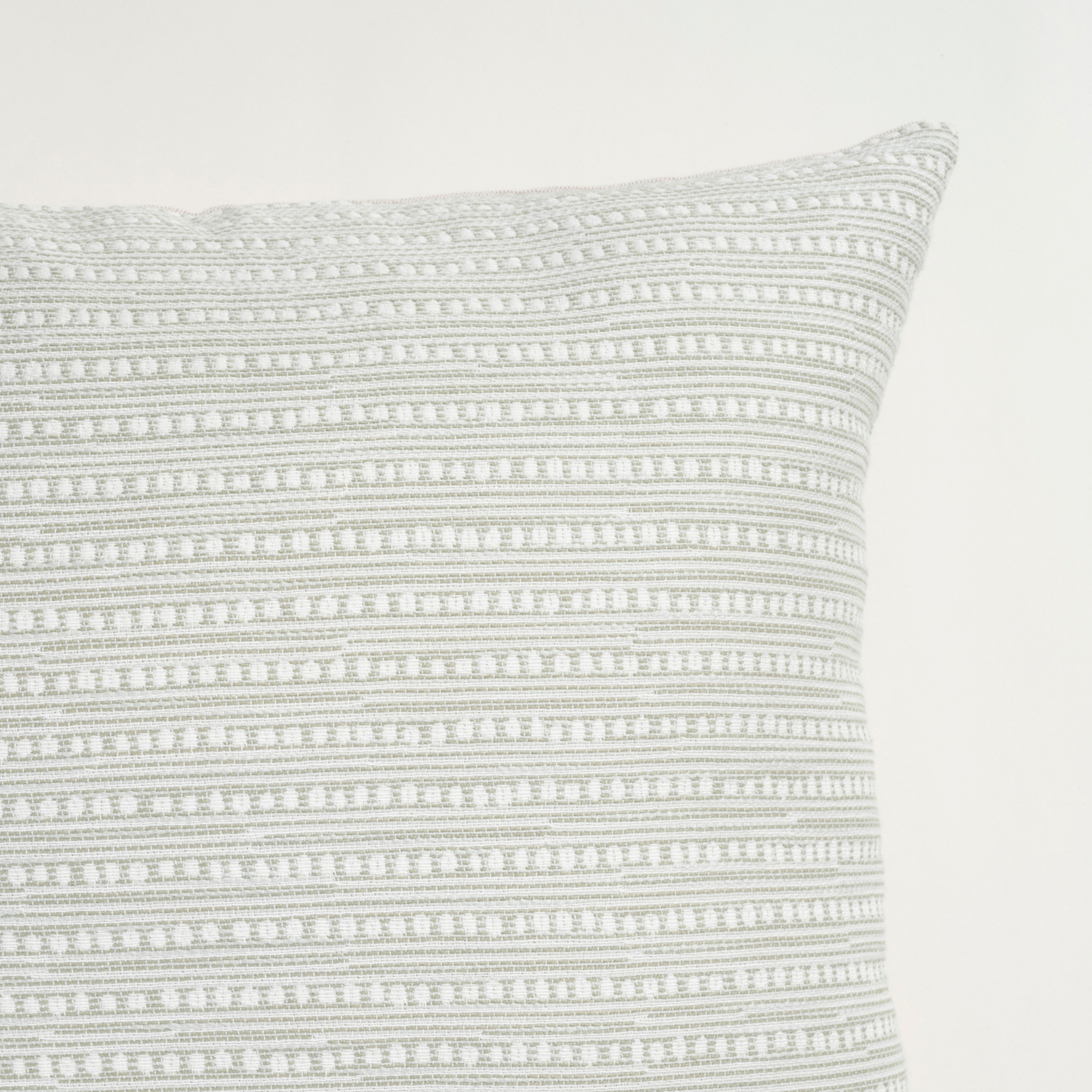 Nilüfer Pamuk Pamuk %100 Pamuk Dolgulu Kırlent 45x45 Cm Yeşil