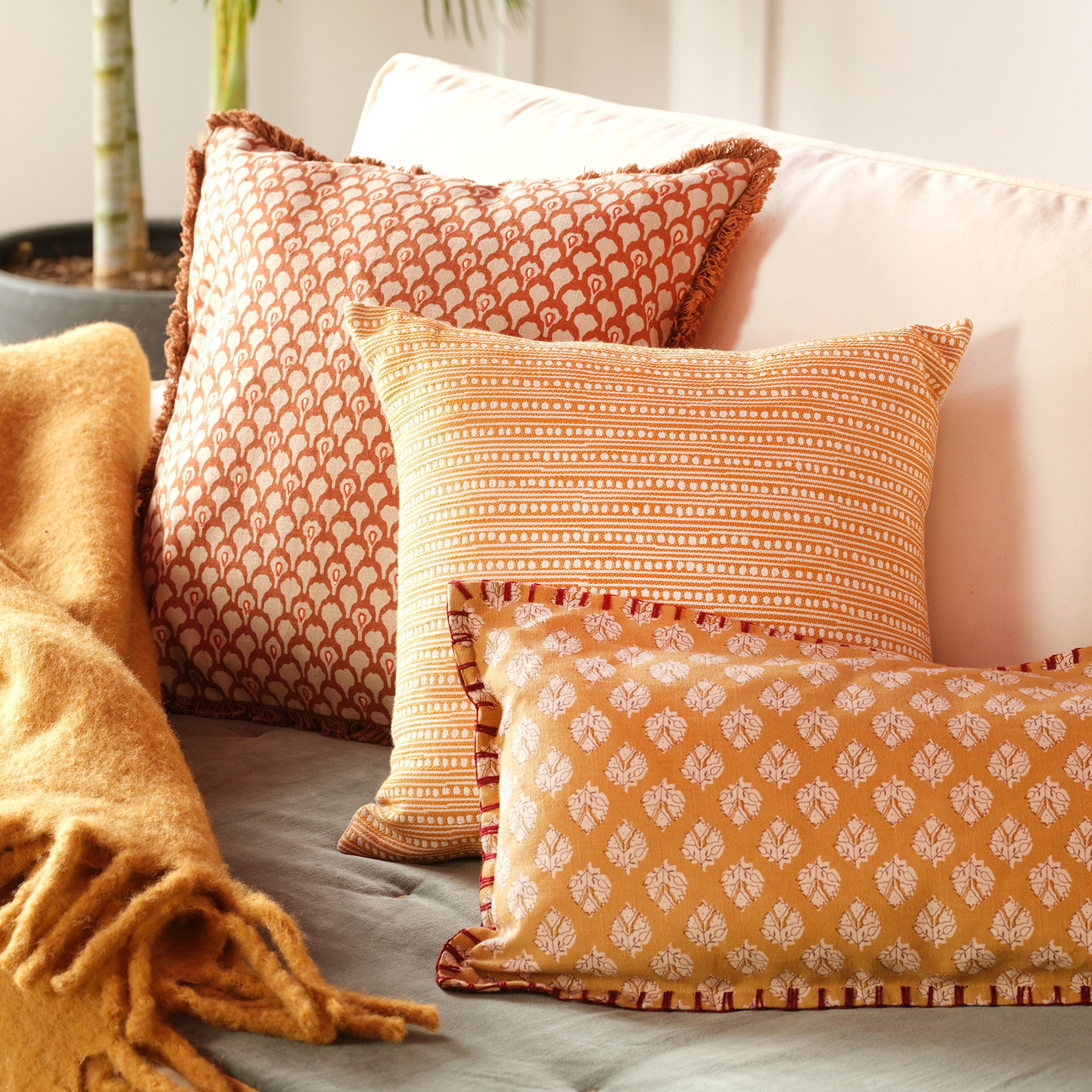 Nilüfer Pamuk Pamuk %100 Pamuk Dolgulu Kırlent 45x45 Cm Sarı