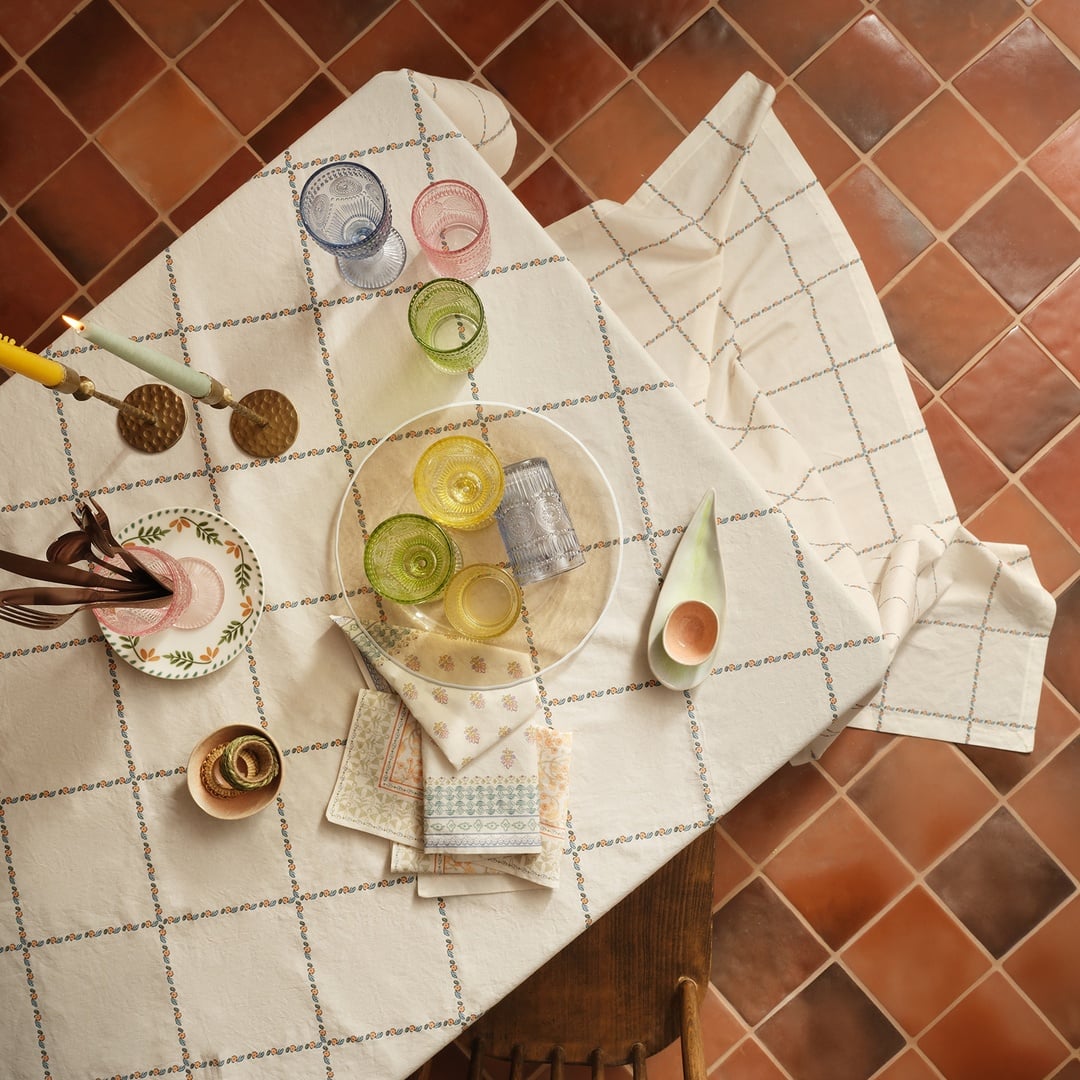 Nilüfer Baskılı Pamuk Keten Pamuk Keten Masa Örtüsü 160x240 Cm Ekru