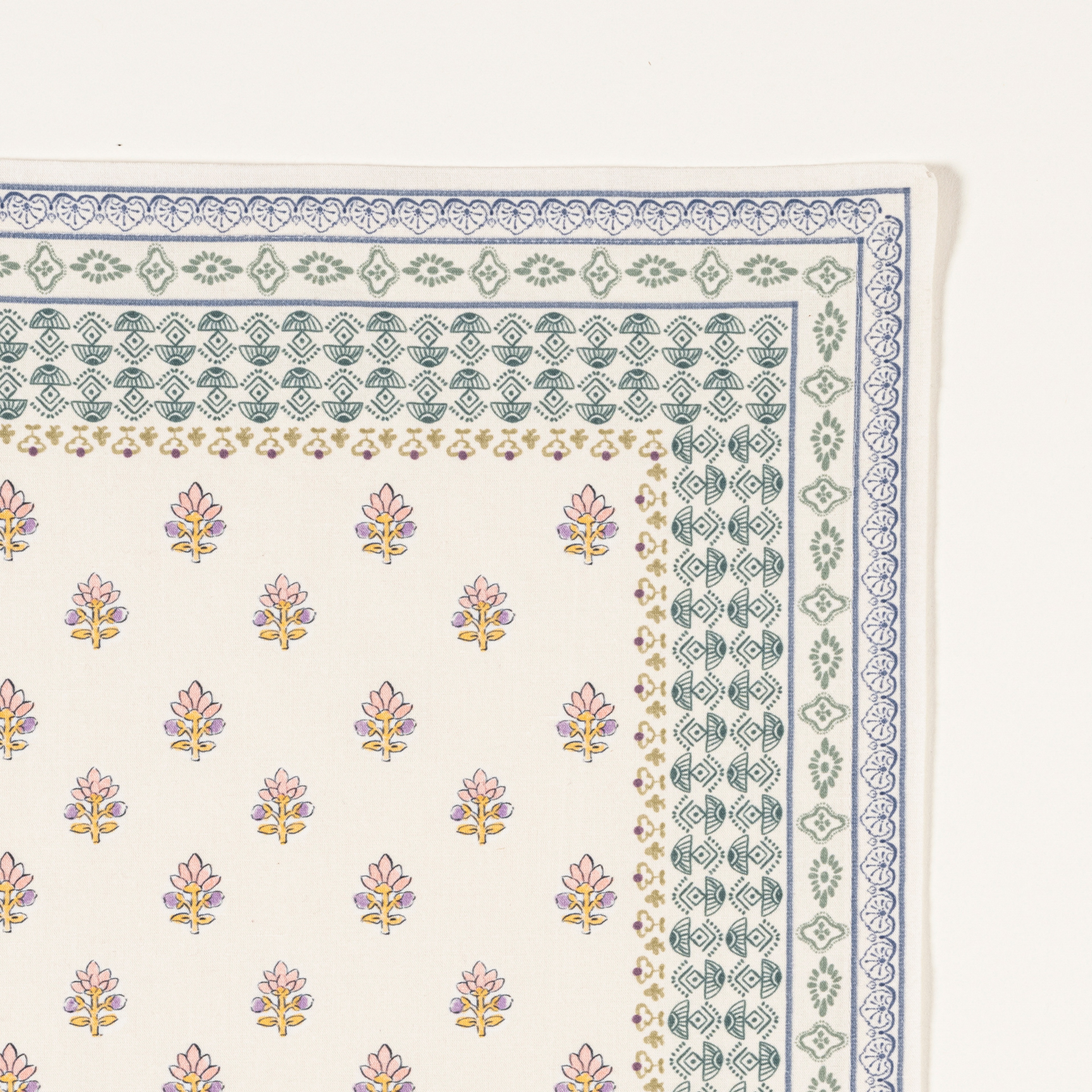 Nilüfer Baskılı Pamuk Keten Pamuk Keten Peçete 45x45 Cm Renkli