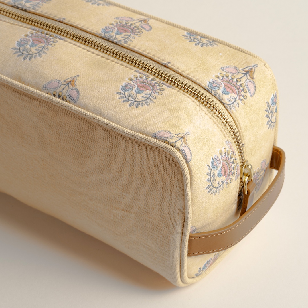 Noıda Baskılı Makyaj Çantası 9,75x5,25x5 Cm Açık Sarı