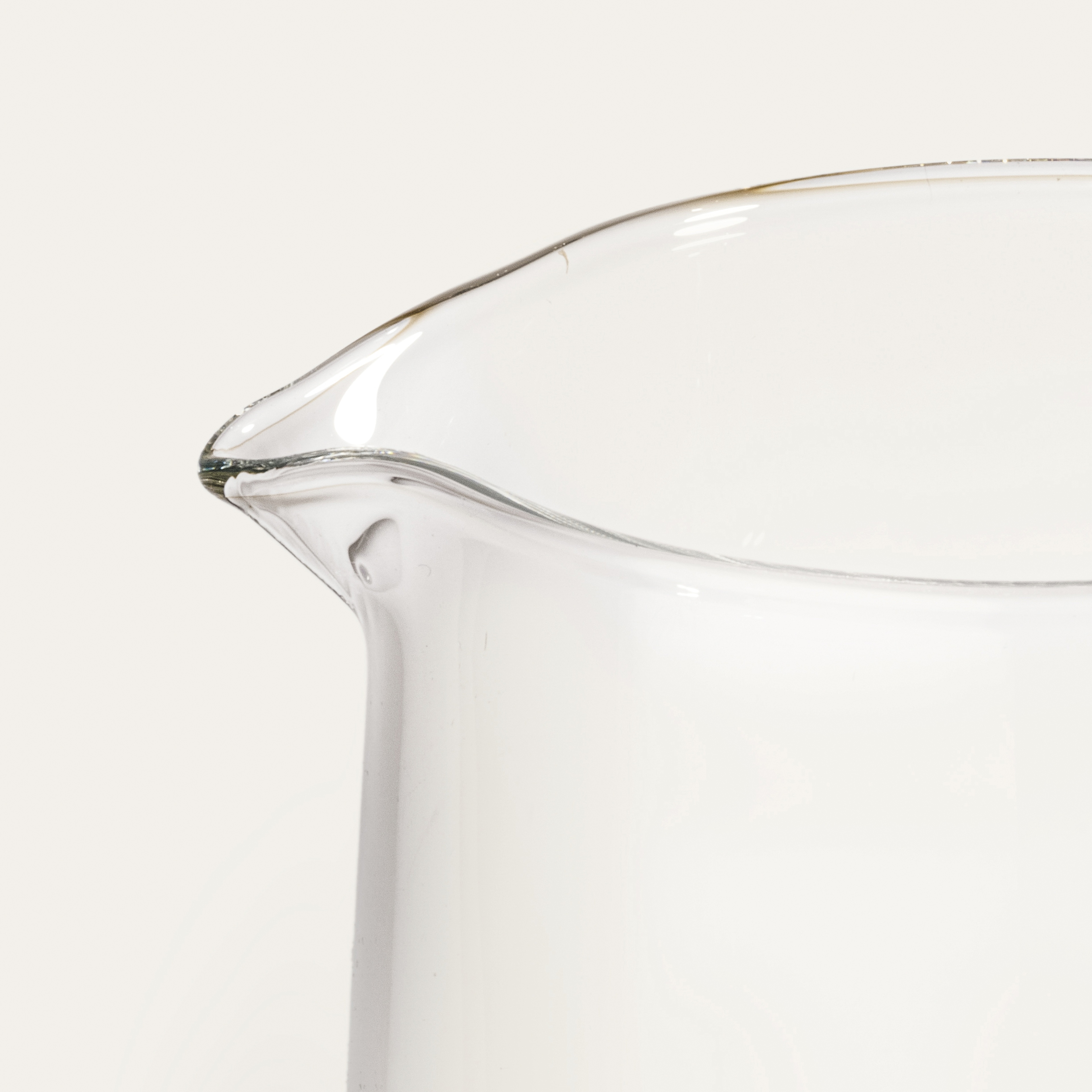 Poznan Cam Sürahi 1000 Ml Şeffaf