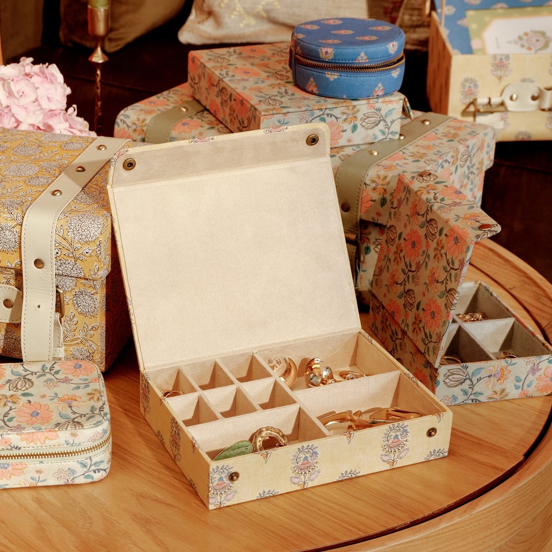 Noıda Baskılı Pamuk Dekoratif Kutu 22.20x16.80 Cm Açık Sarı