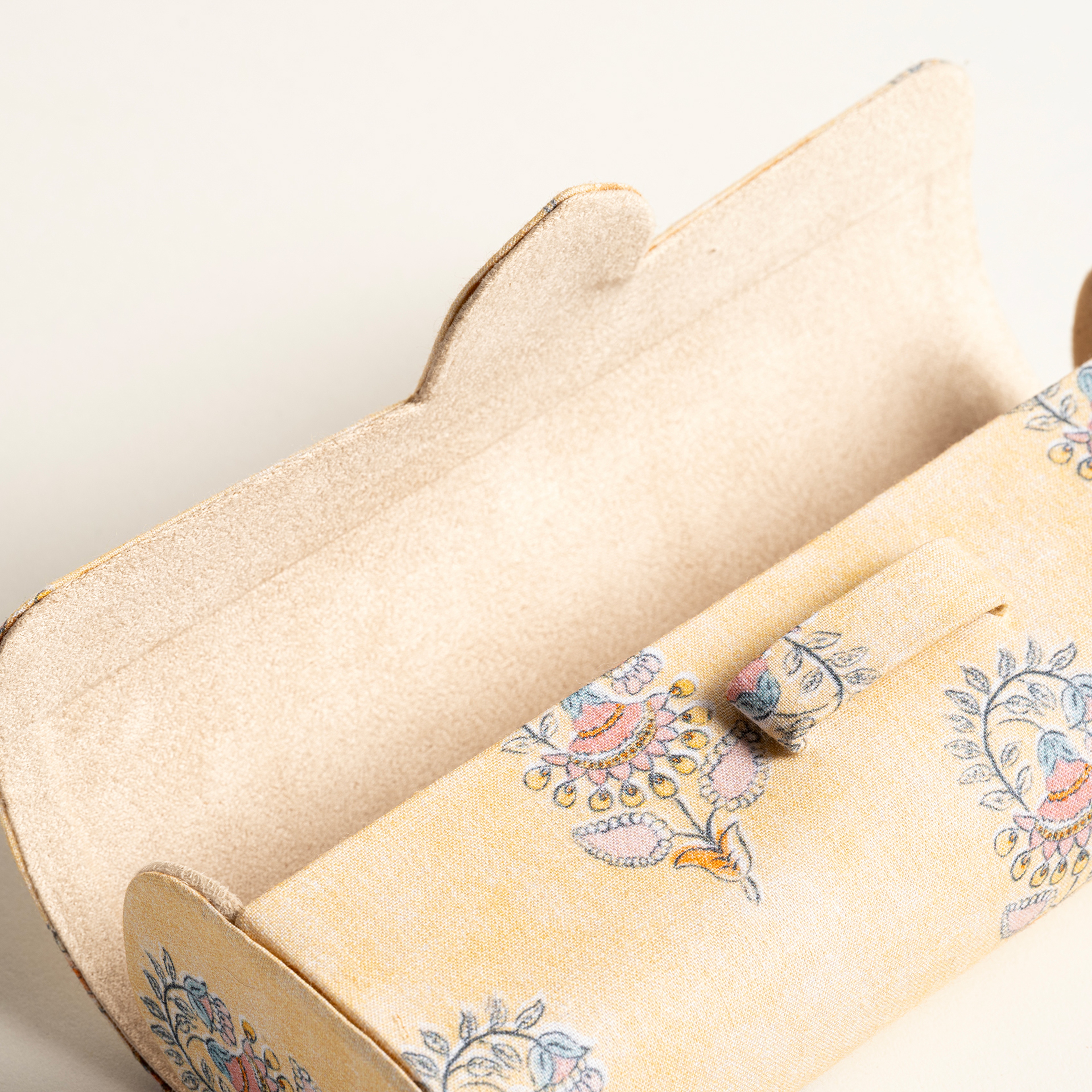 Noıda Pamuk Gözlük Kutusu 16.30x4.60x7.00 Cm Açık Sarı