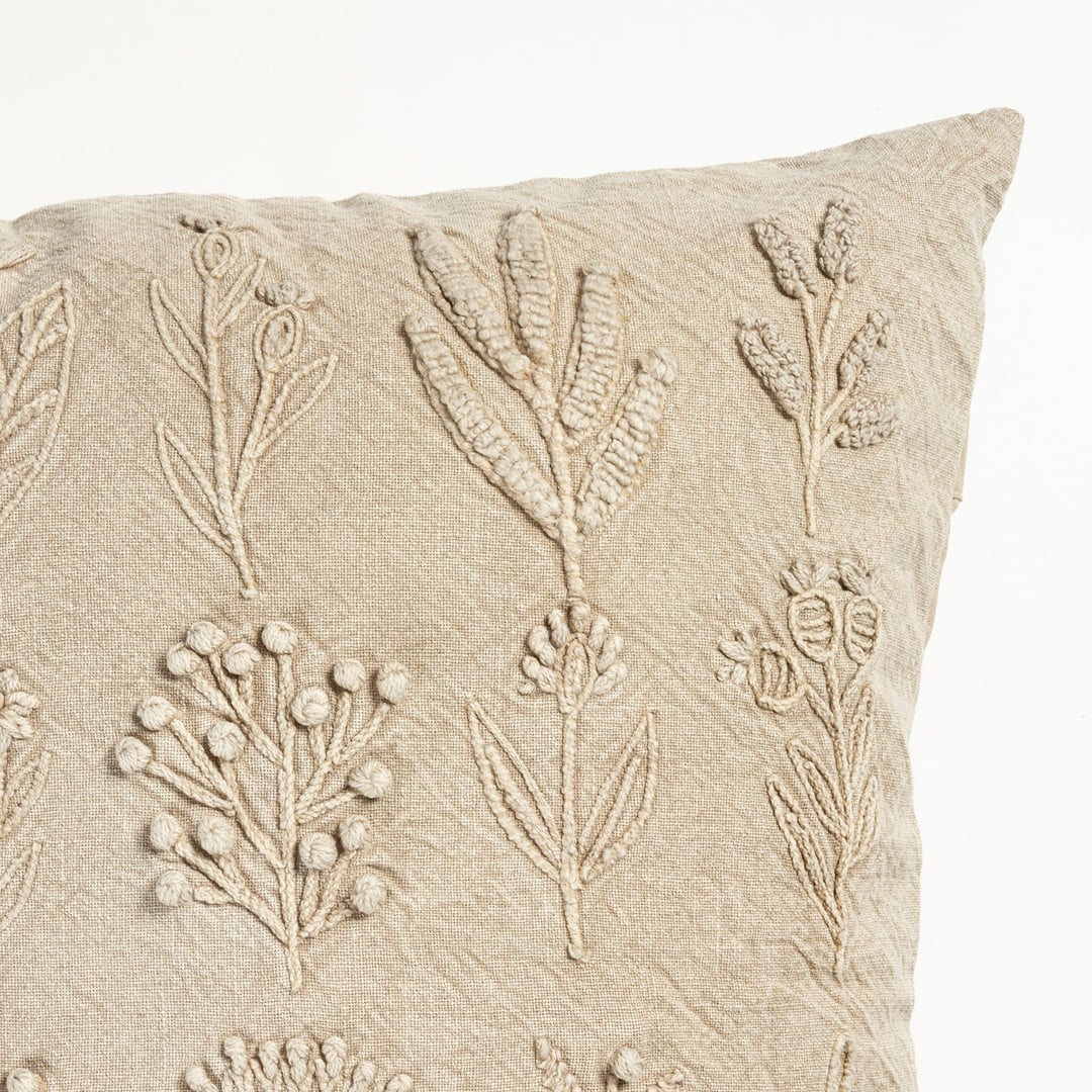 Uttar Düğüm Nakışlı Pamuk %100 Pamuk Dolgulu Kırlent 50x50 Cm Natural