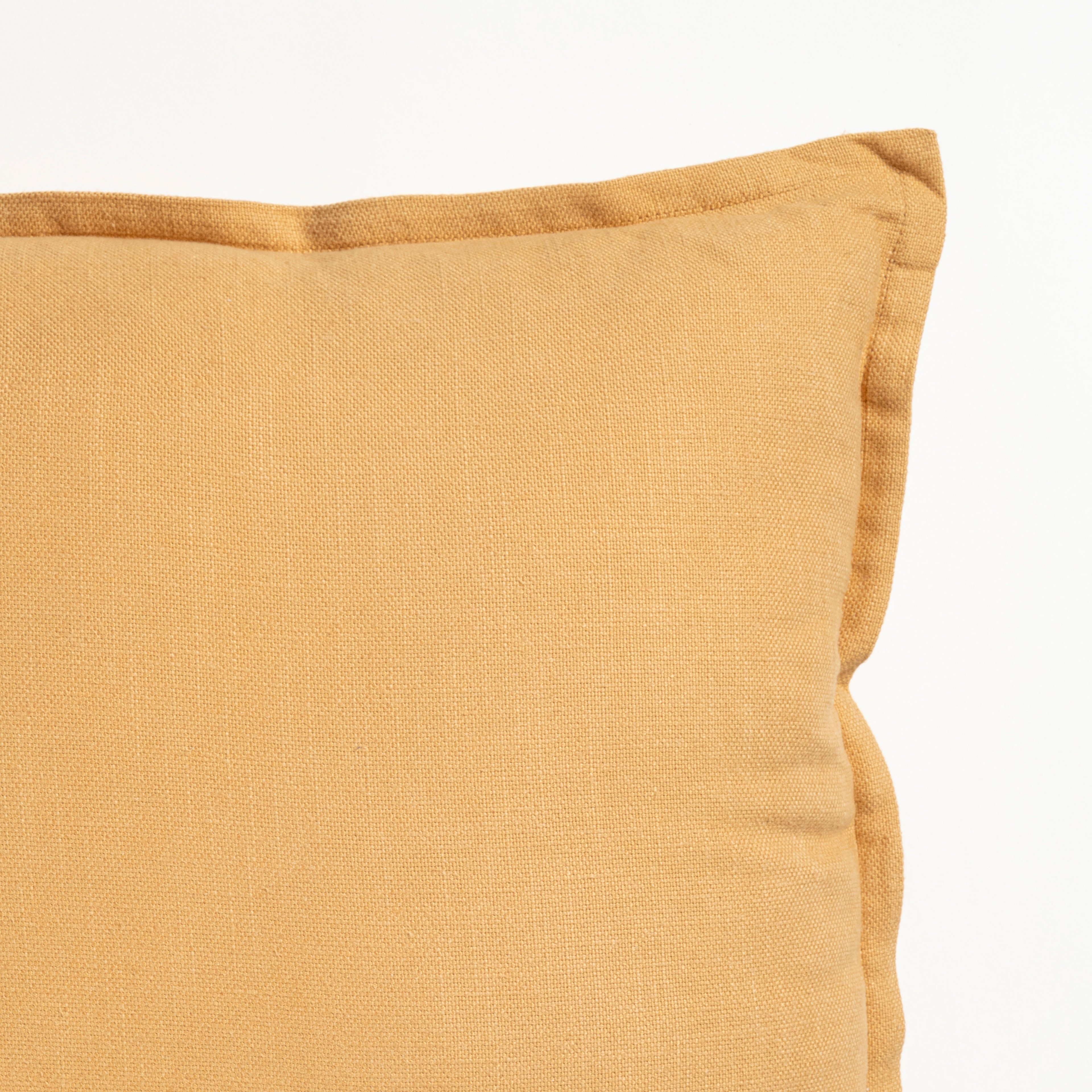 Nilüfer Şantuklu Viskon Pamuk Viskon Pamuk Dolgulu Kırlent 45x45 Cm Sarı