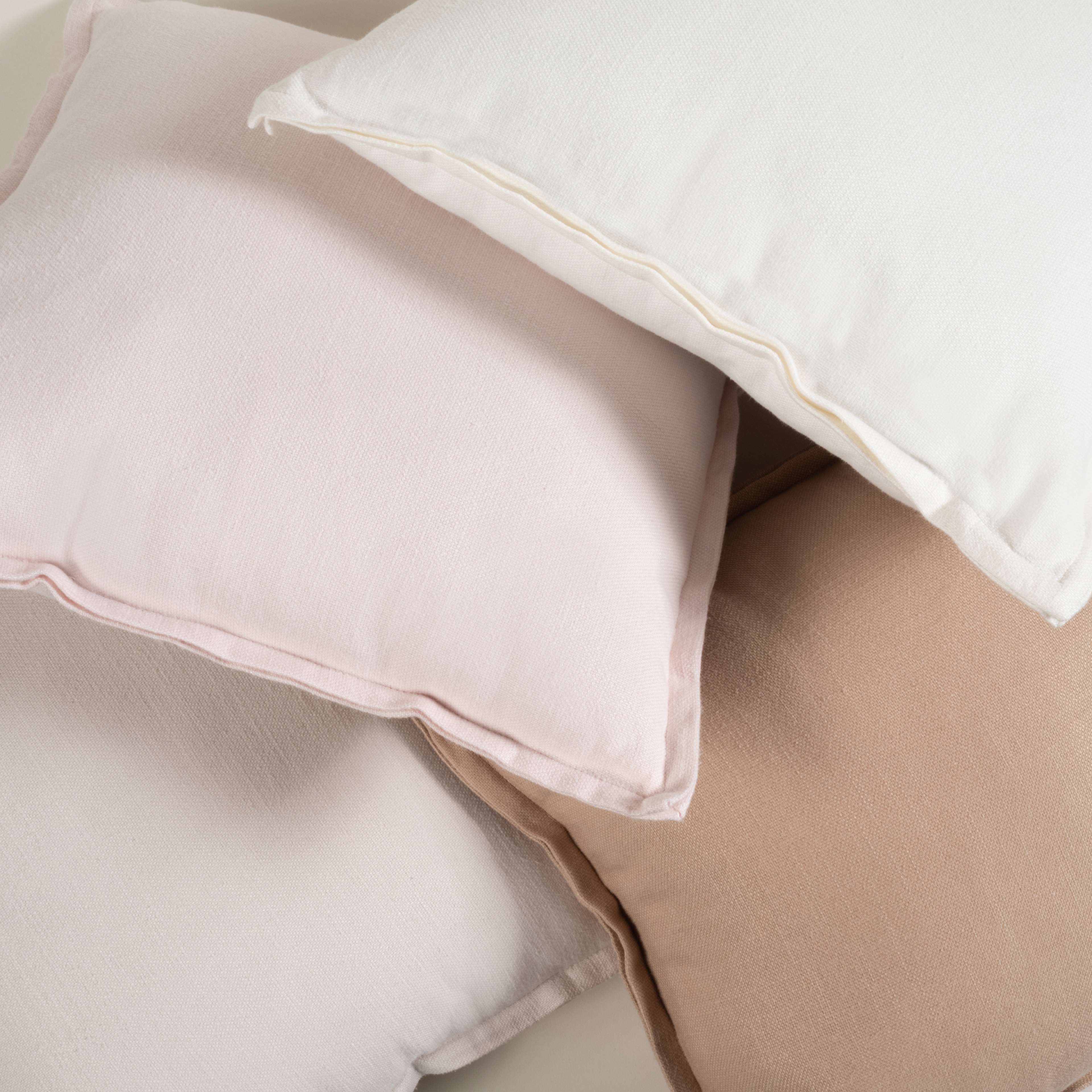 Nilüfer Şantuklu Viskon Pamuk Viskon Pamuk Dolgulu Kırlent 45x45 Cm Kum Rengı