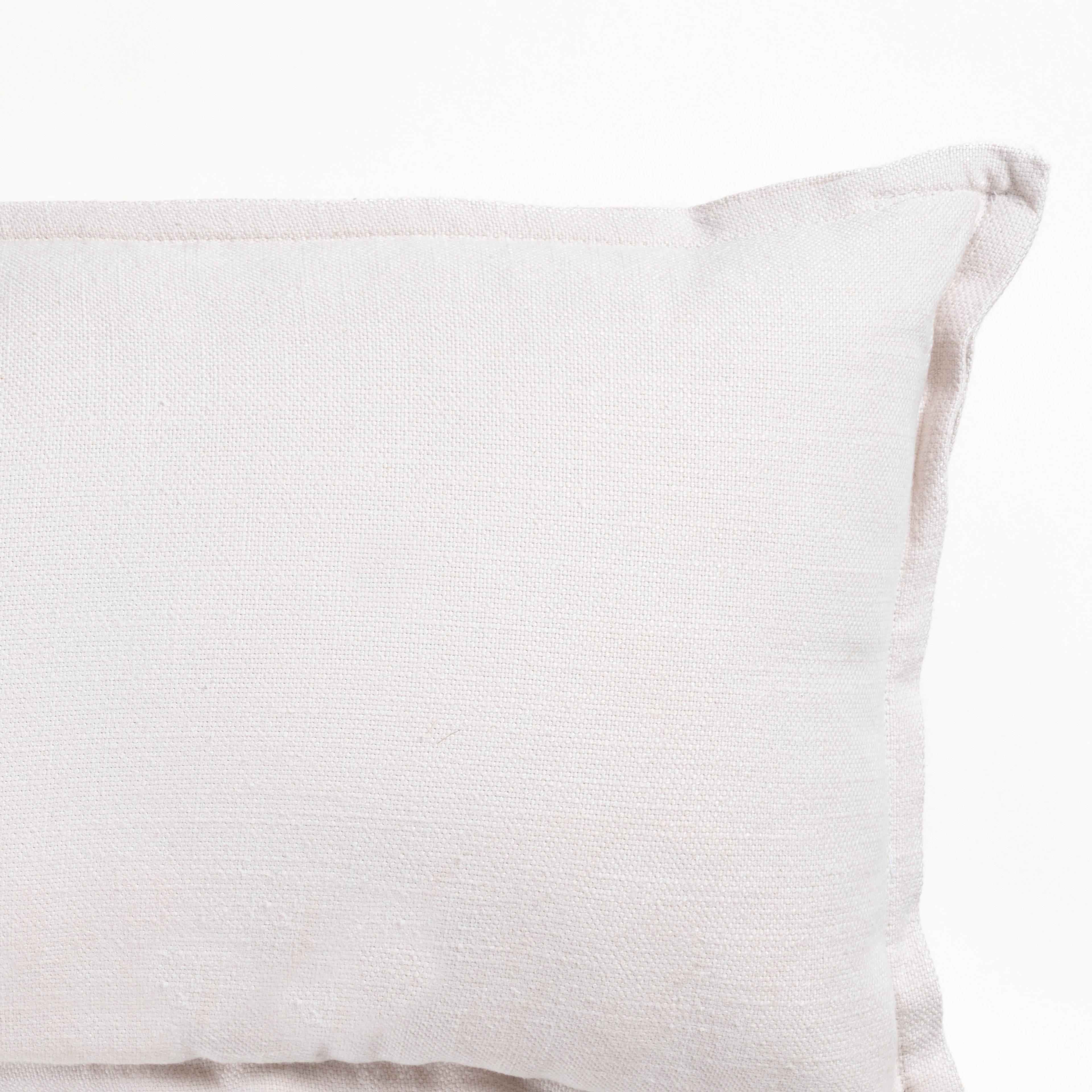 Nilüfer Şantuklu Viskon Pamuk Viskon Pamuk Dolgulu Kırlent 30x50 Cm Krem