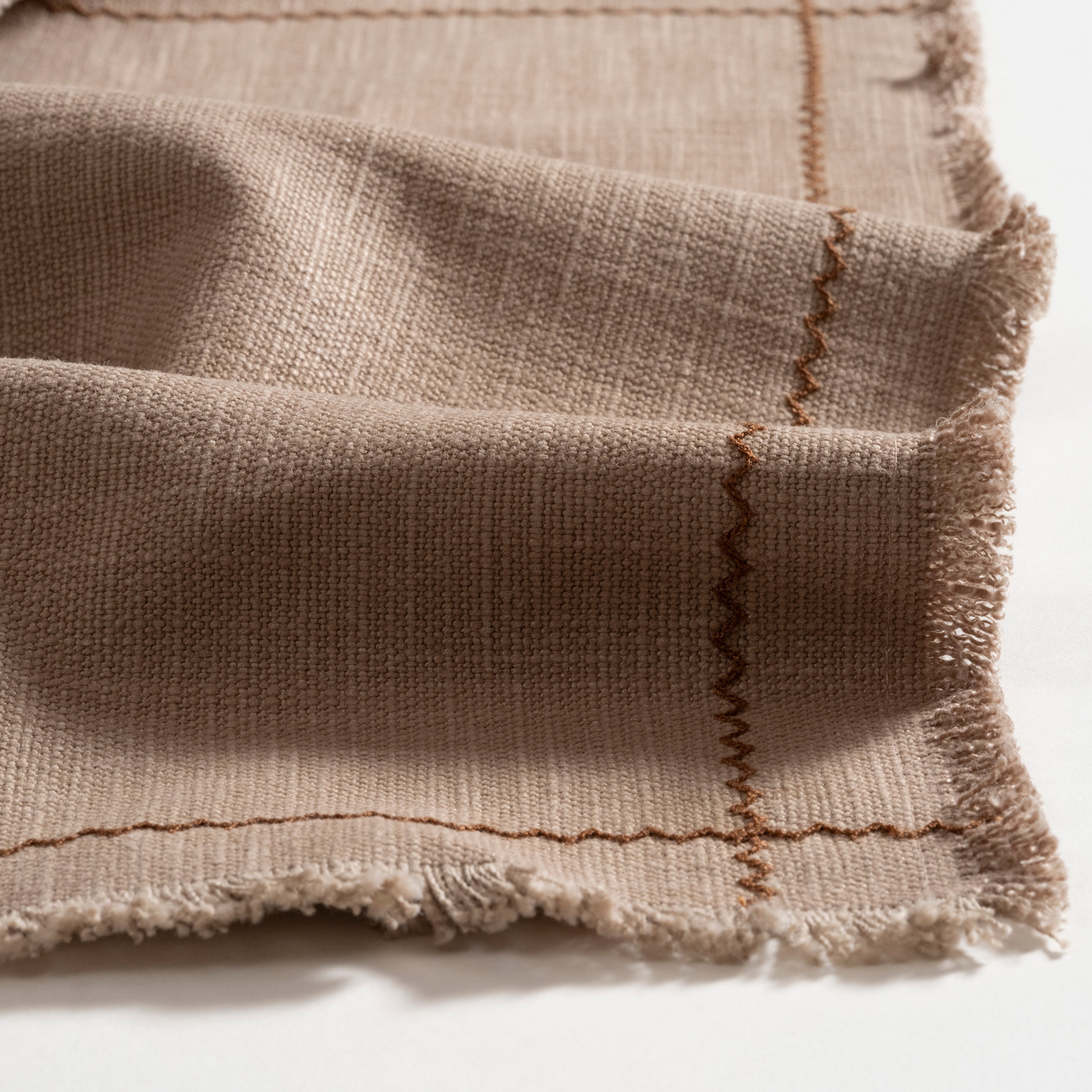 Nilüfer Nakışlı Pamuk Pamuk Viskon Amerikan Servis 35x50 Cm Bej