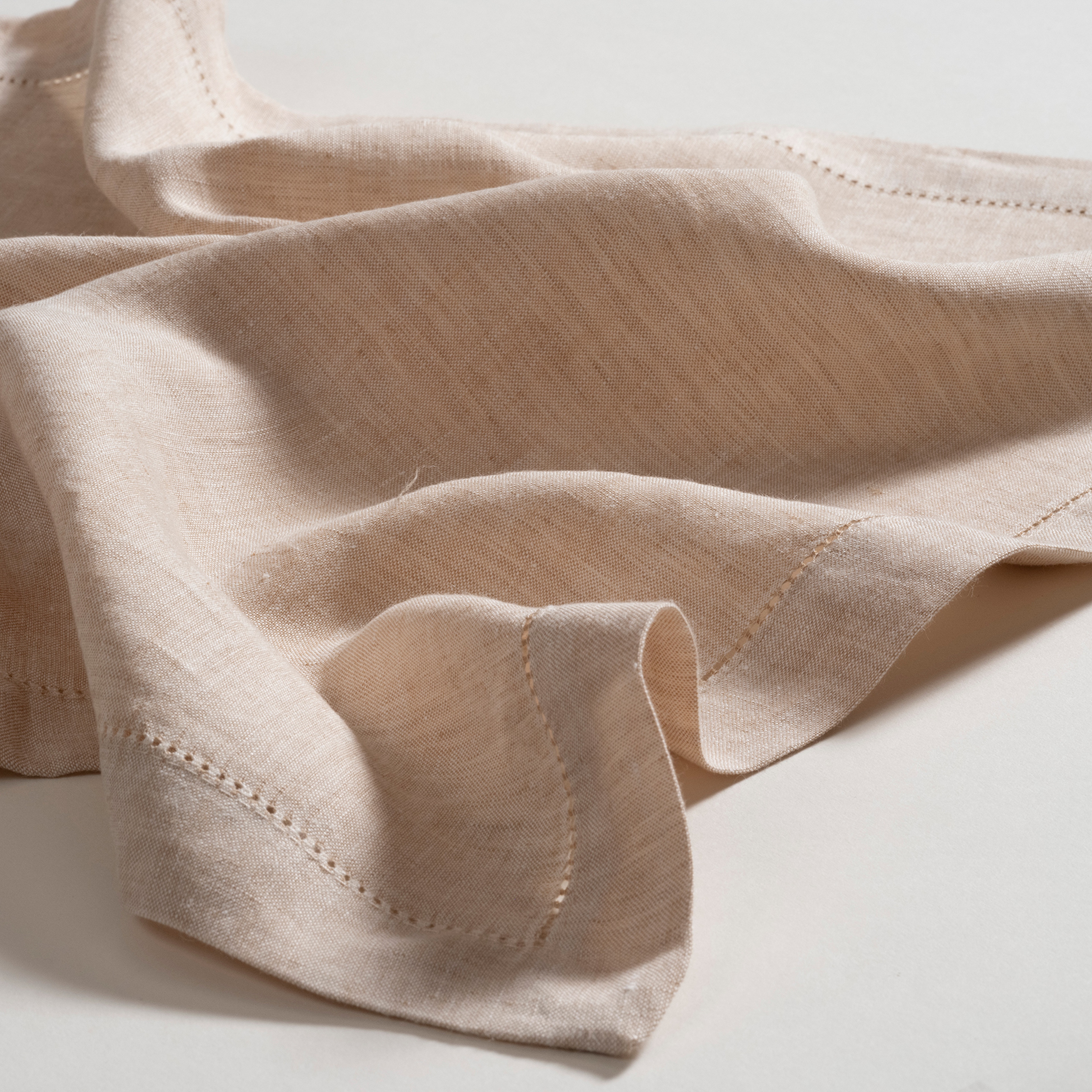 Nilüfer Antik Dikişli Keten %100 Keten Peçete 45x45 Cm Bej