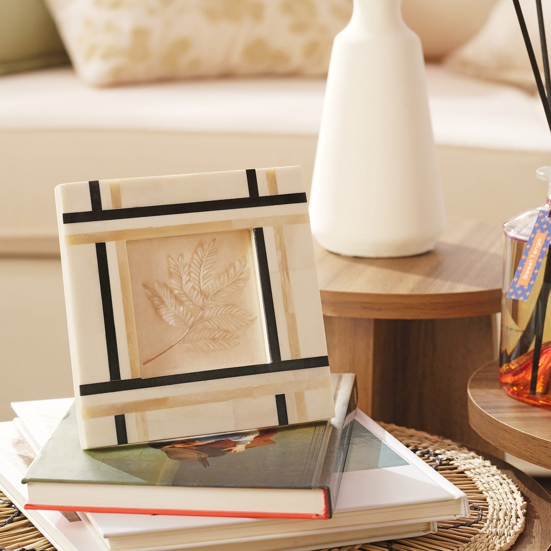 Jewar Kemik - Reçine - Mdf Çerçeve 16.2x16.2x2 Cm Bej