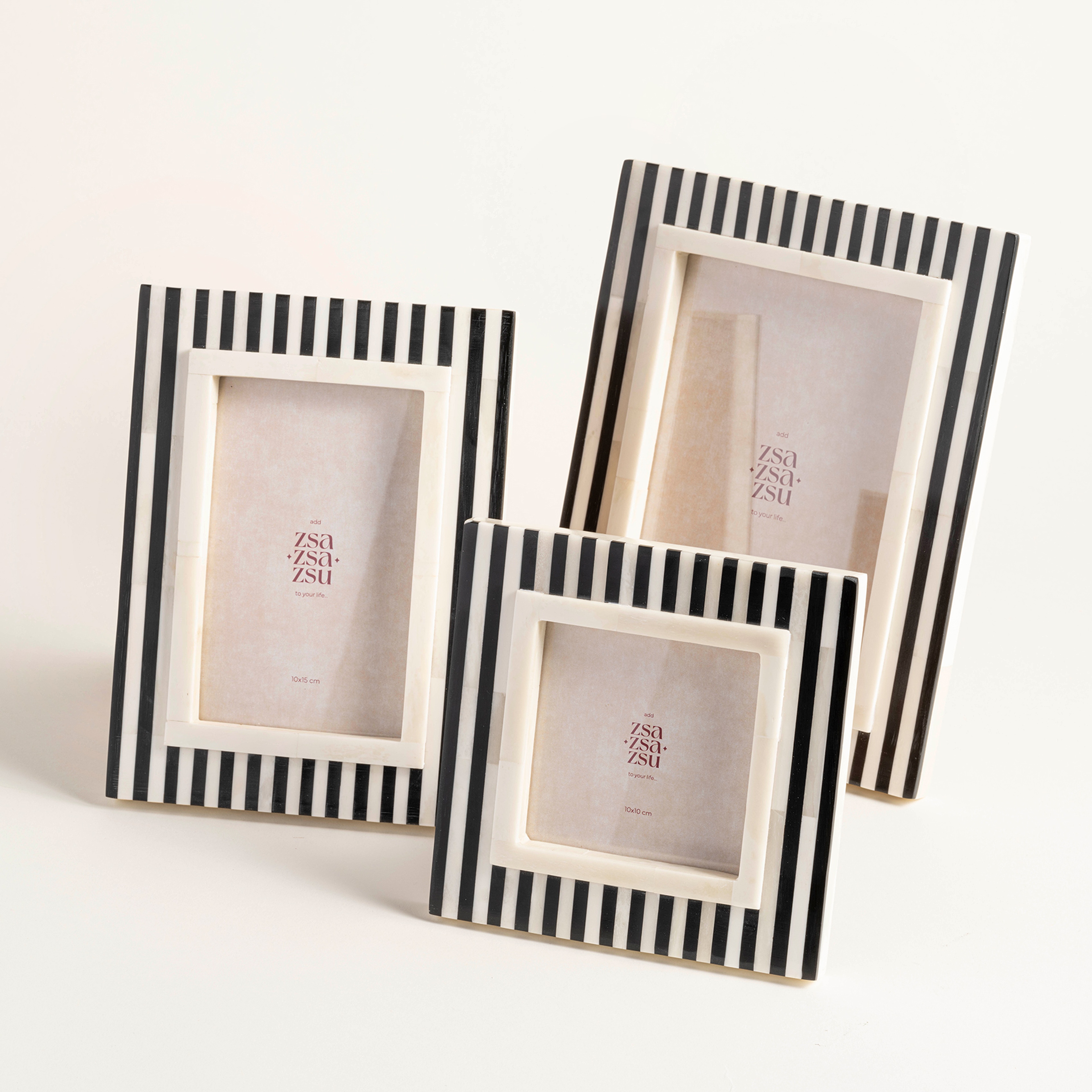 Jewar Kemik - Reçine - Mdf Çerçeve 16.2x20.2x2 Cm Sıyah - Beyaz