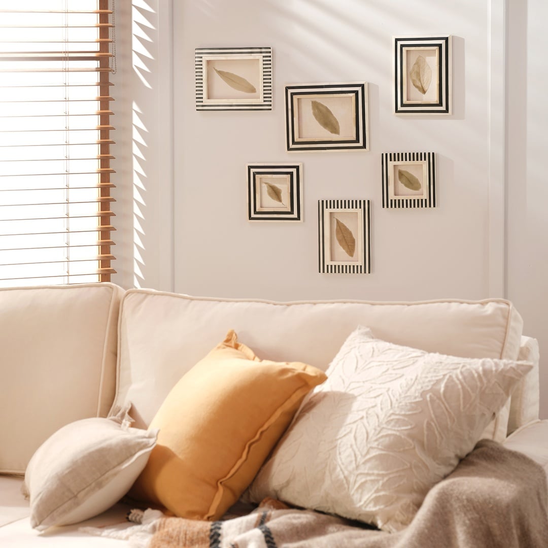 Jewar Kemik - Reçine - Mdf Çerçeve 16.2x20.2x2 Cm Sıyah - Beyaz